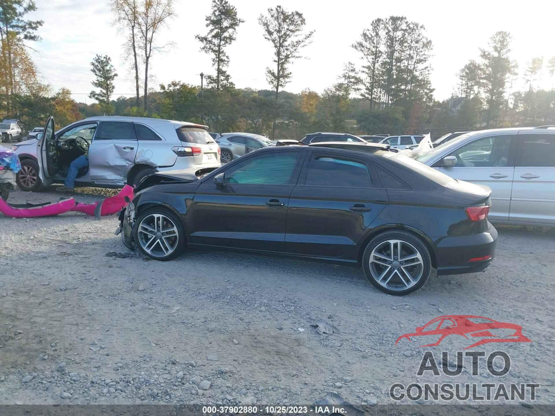 AUDI A3 SEDAN 2020 - WAUAUGFF6LA076900