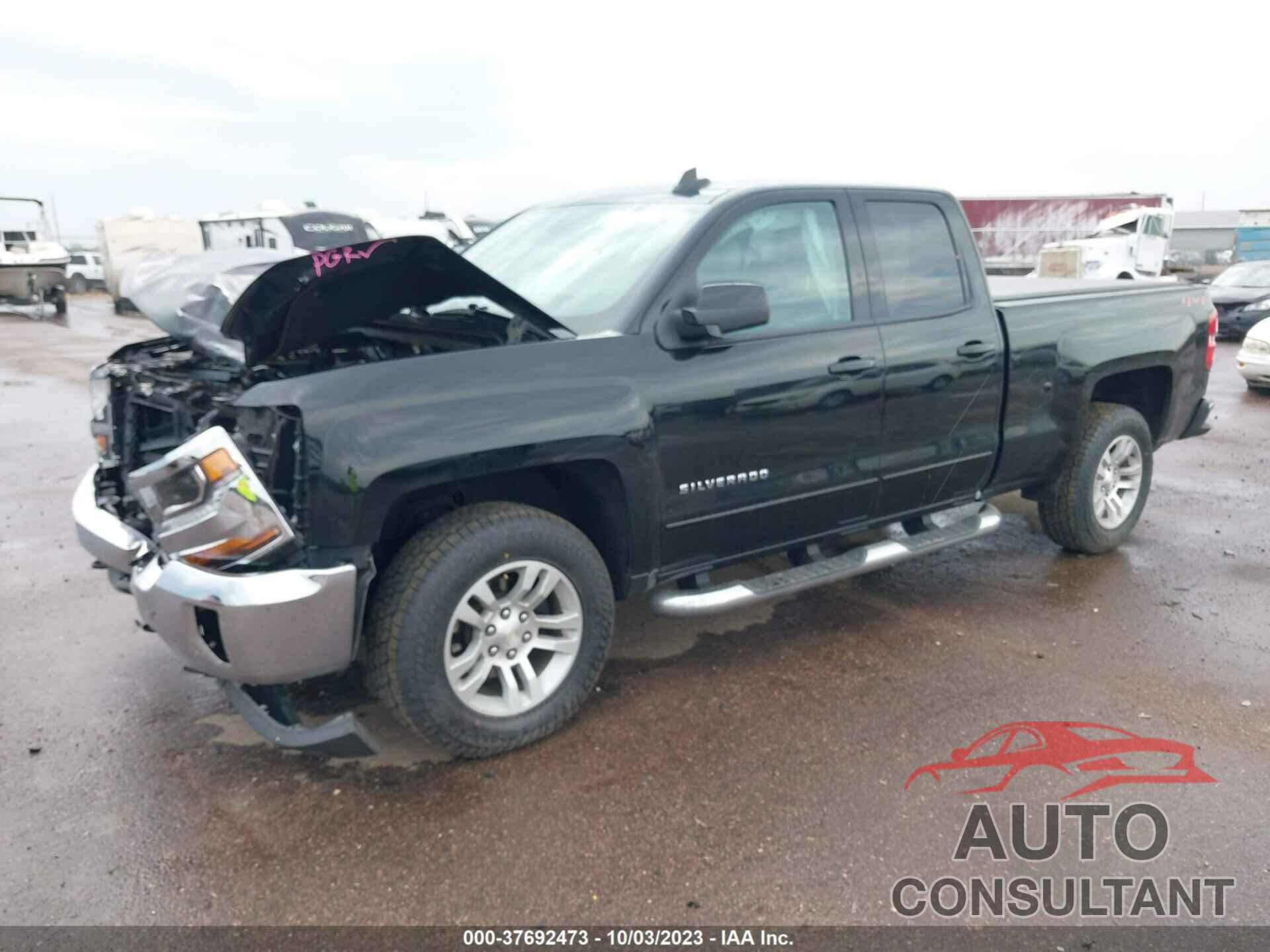 CHEVROLET SILVERADO 1500 2018 - 1GCVKREC3JZ323852