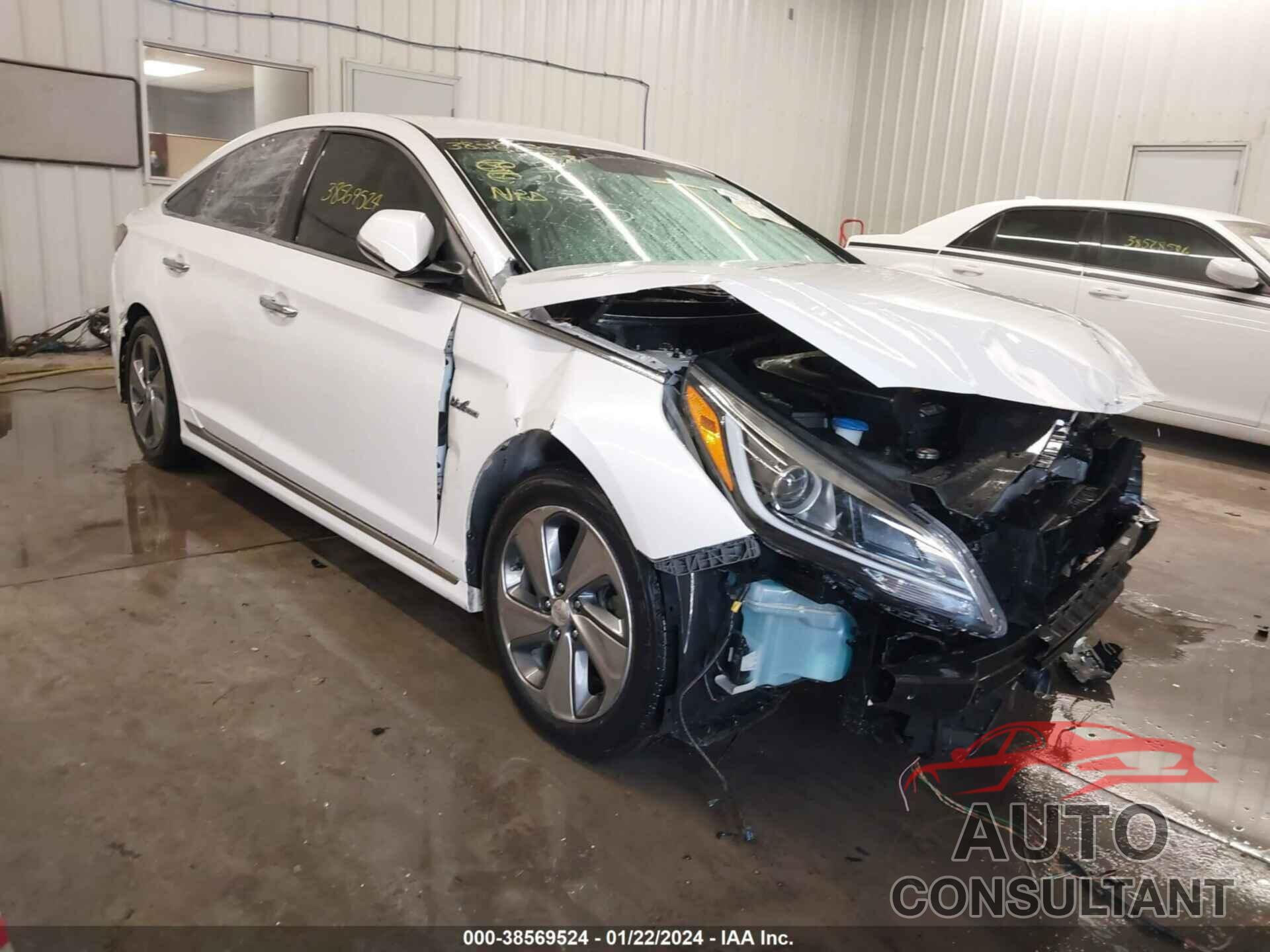 HYUNDAI SONATA 2016 - KMHE34L16GA028359