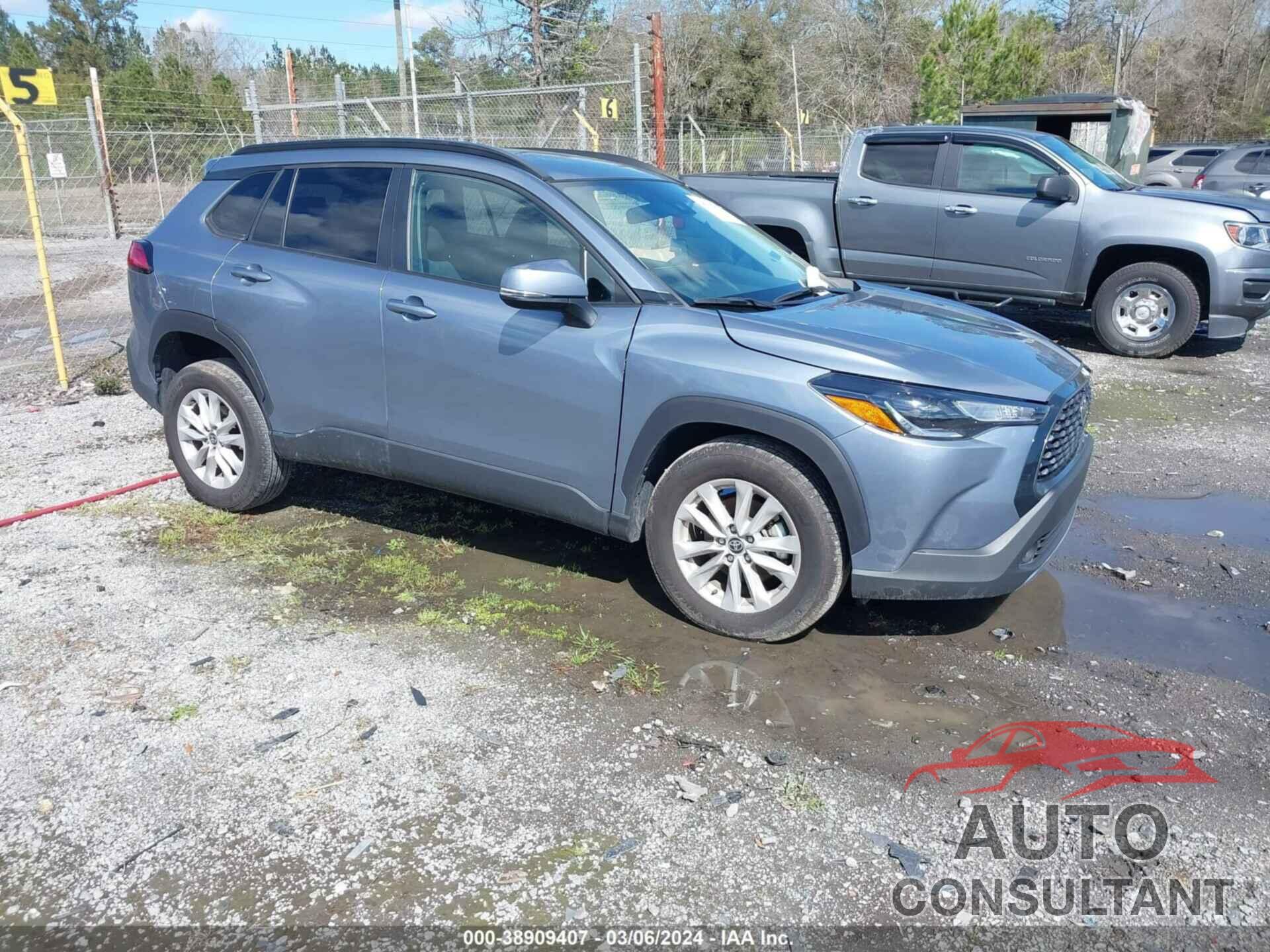 TOYOTA COROLLA CROSS 2022 - 7MUCAAAG6NV011235