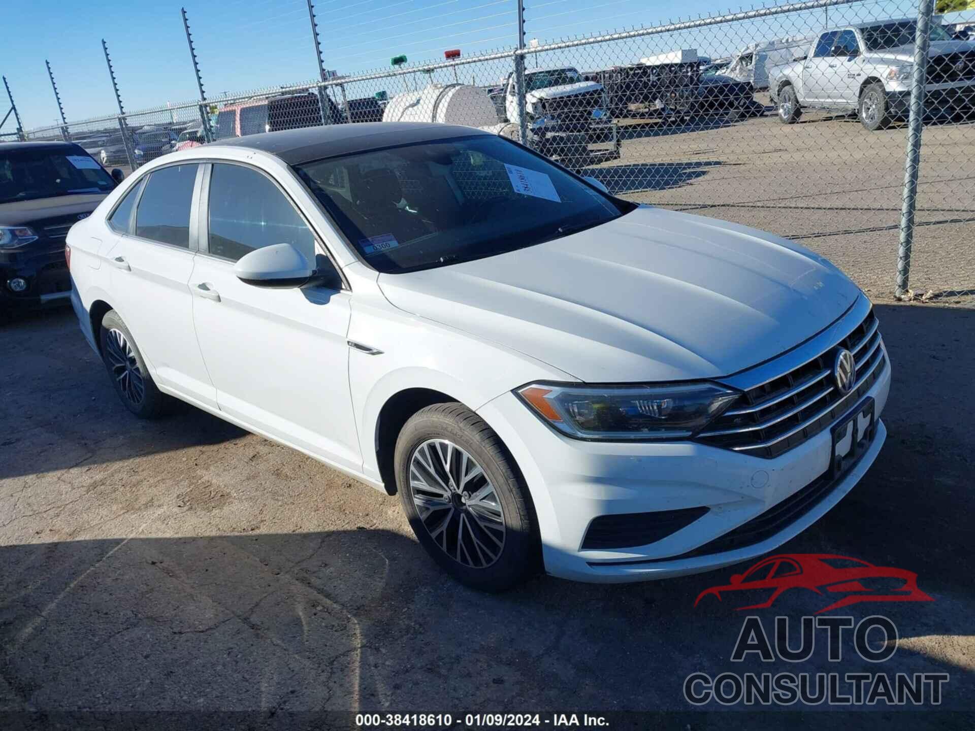 VOLKSWAGEN JETTA 2019 - 3VWE57BU4KM047948