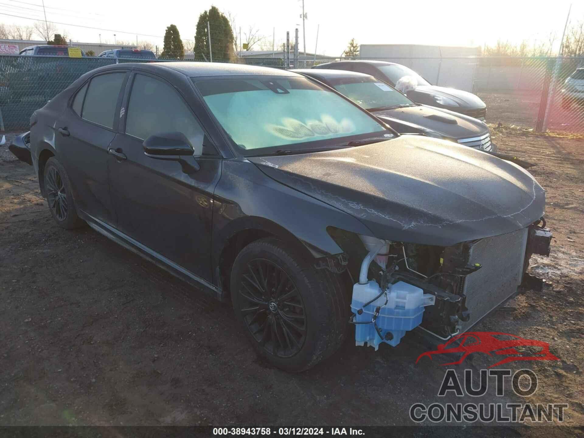 TOYOTA CAMRY 2020 - 4T1G11AK8LU302470