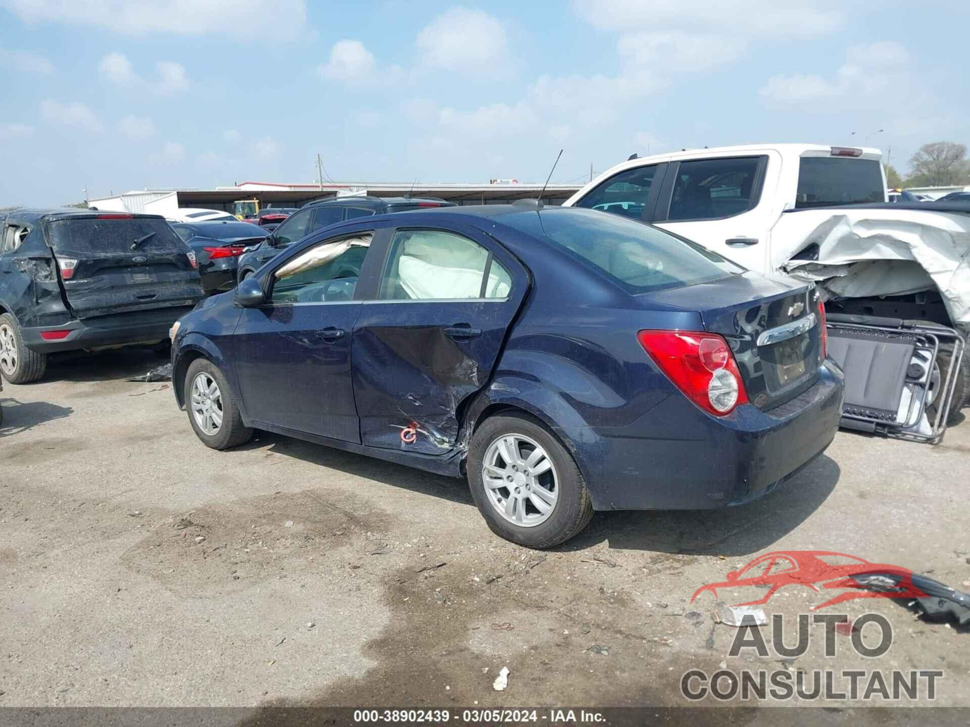 CHEVROLET SONIC 2016 - 1G1JC5SH4G4130242