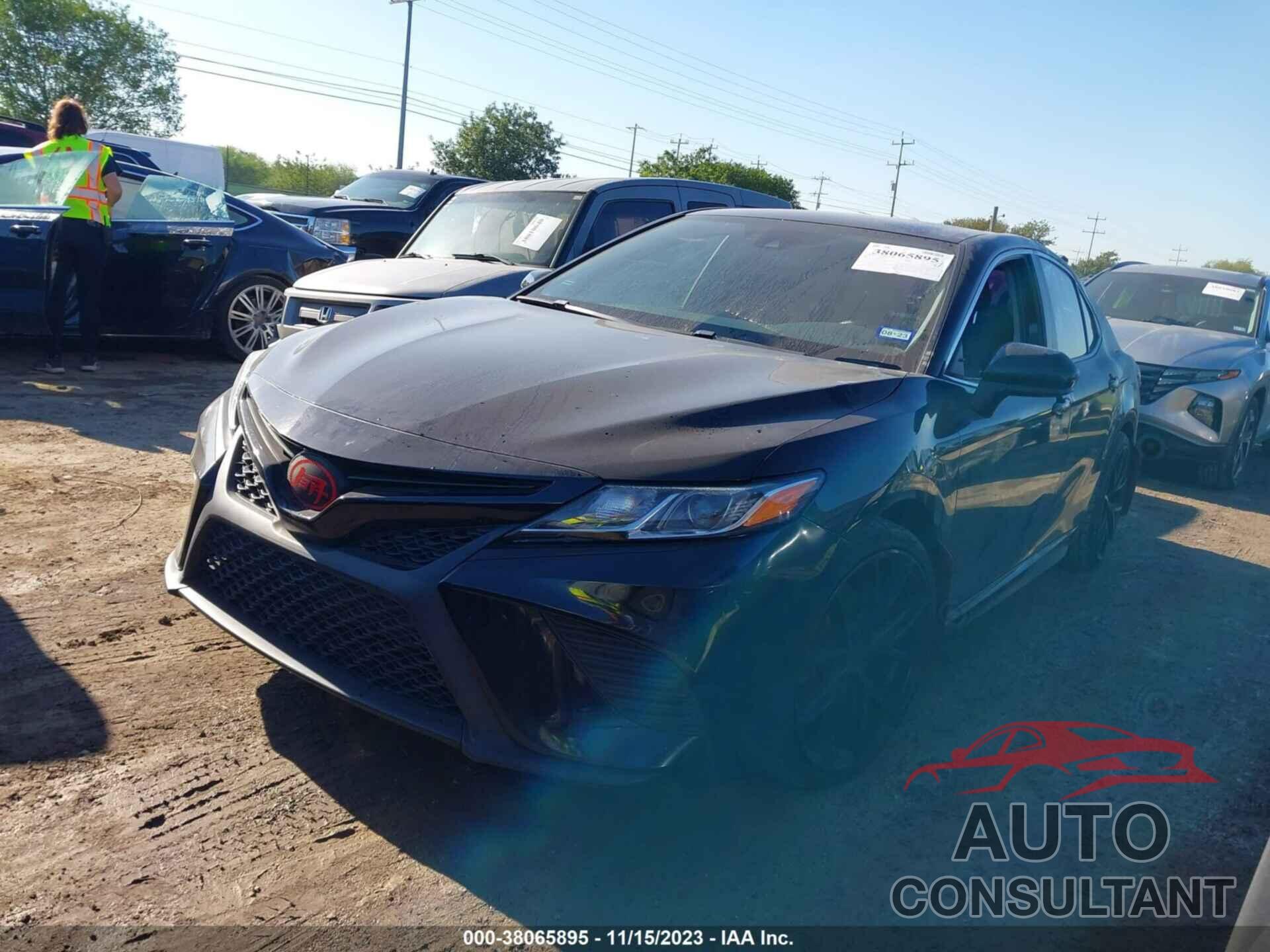 TOYOTA CAMRY 2019 - 4T1B11HK5KU814606