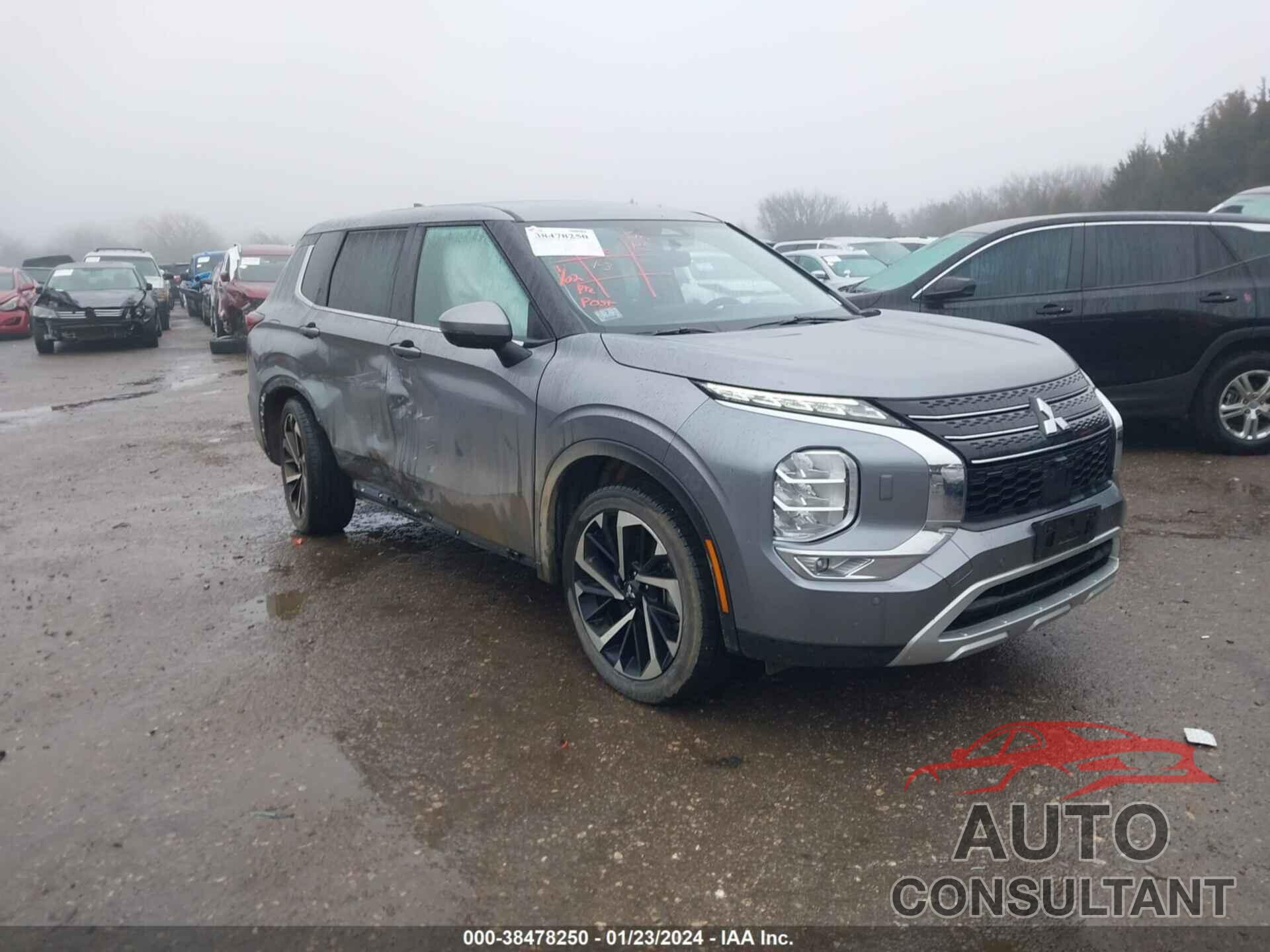 MITSUBISHI OUTLANDER 2023 - JA4J4UA86PZ052852