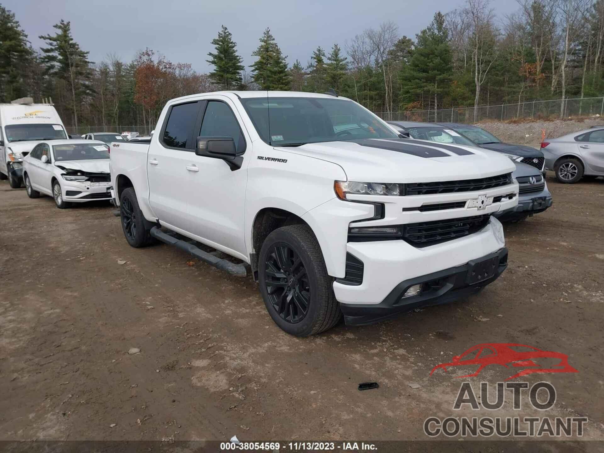 CHEVROLET SILVERADO 1500 2021 - 1GCPYEEK6MZ339782