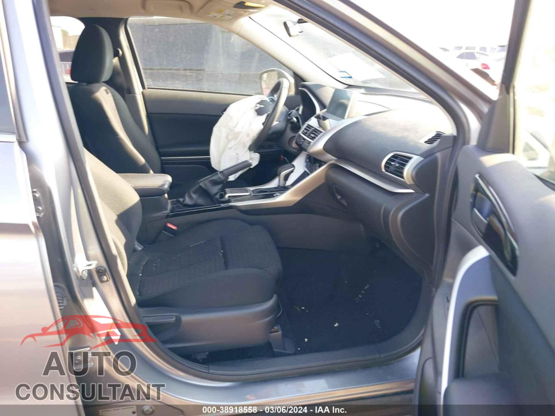 MITSUBISHI ECLIPSE CROSS 2018 - JA4AT4AA2JZ064770