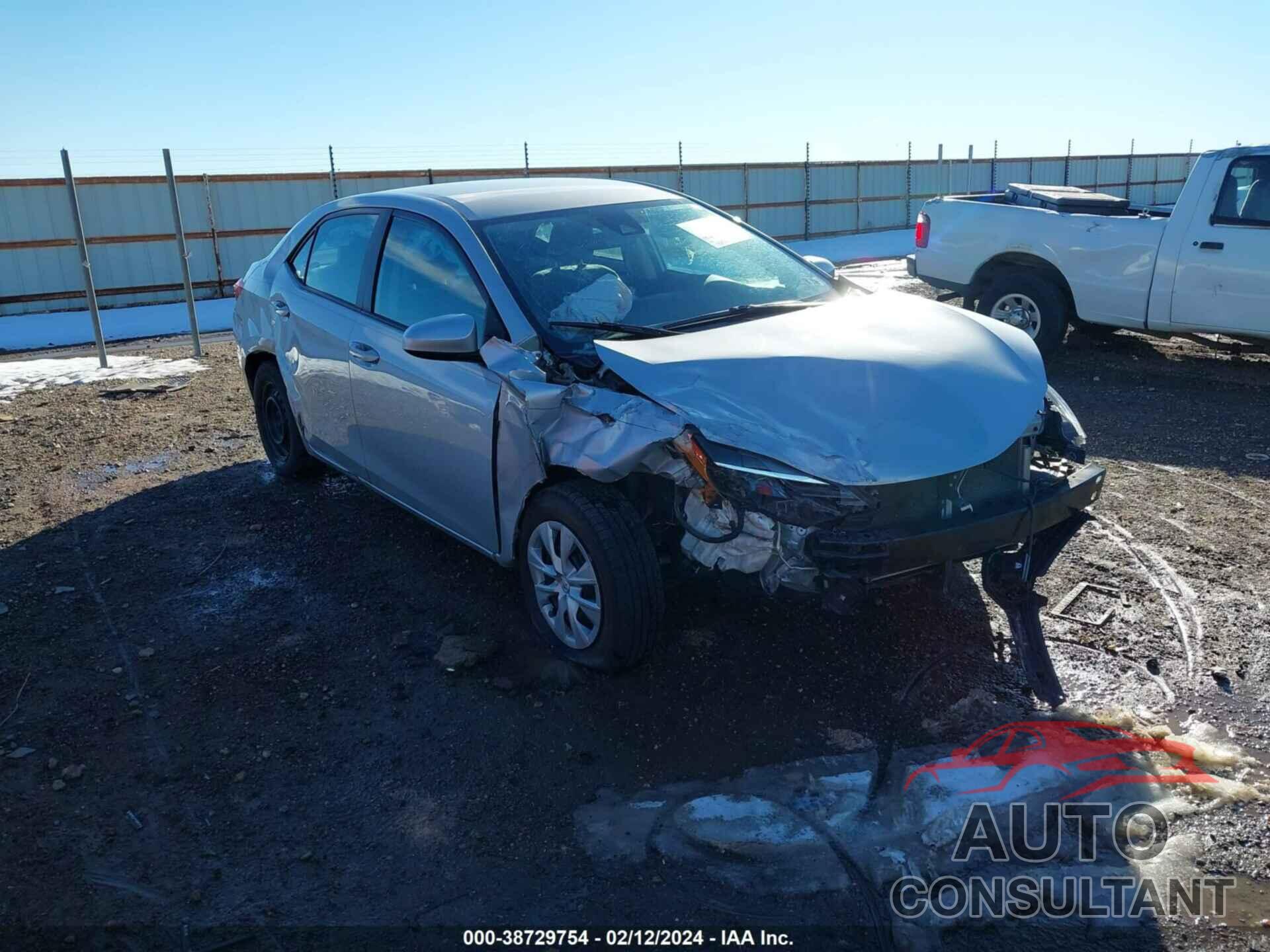 TOYOTA COROLLA 2018 - 2T1BUREHE8JC06508