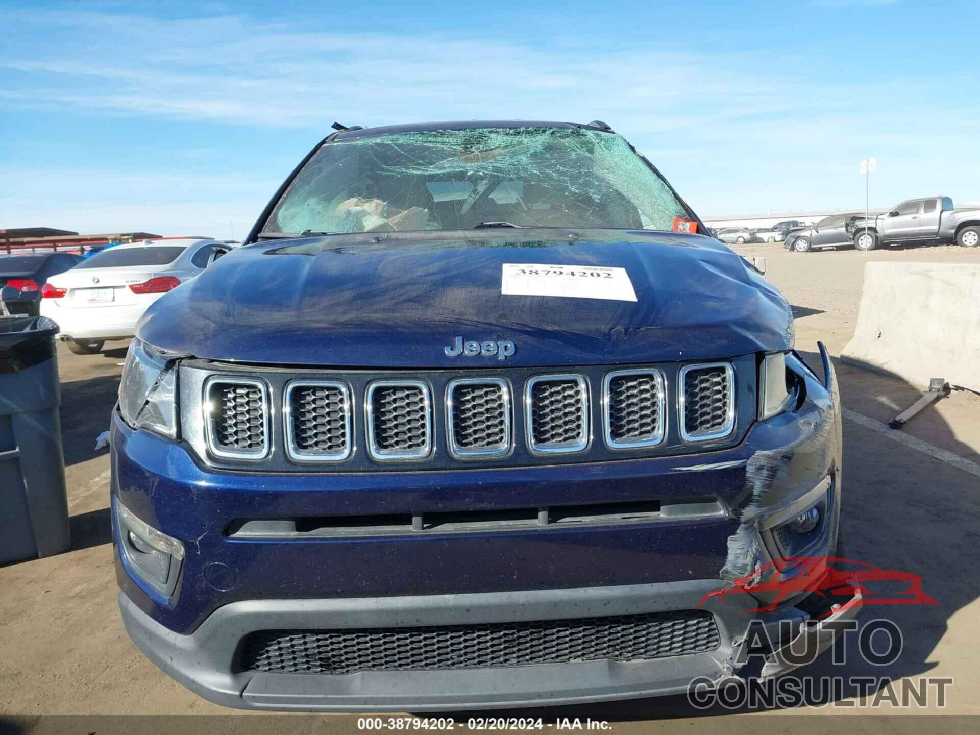 JEEP COMPASS 2018 - 3C4NJDBB7JT493026