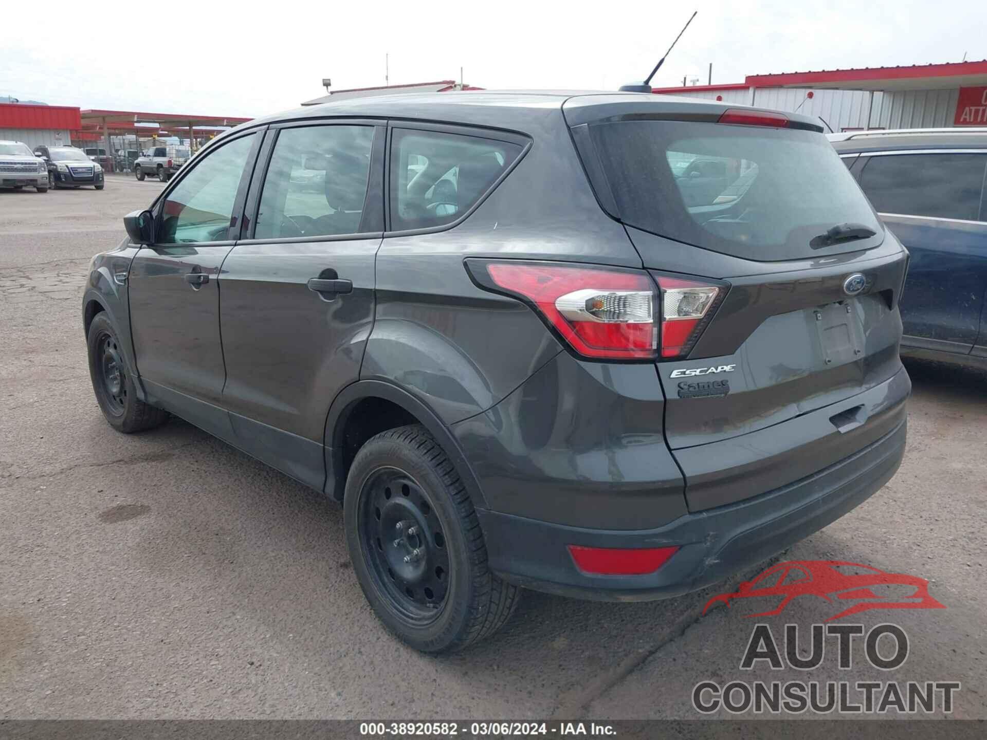 FORD ESCAPE 2018 - 1FMCU0F73JUA22733