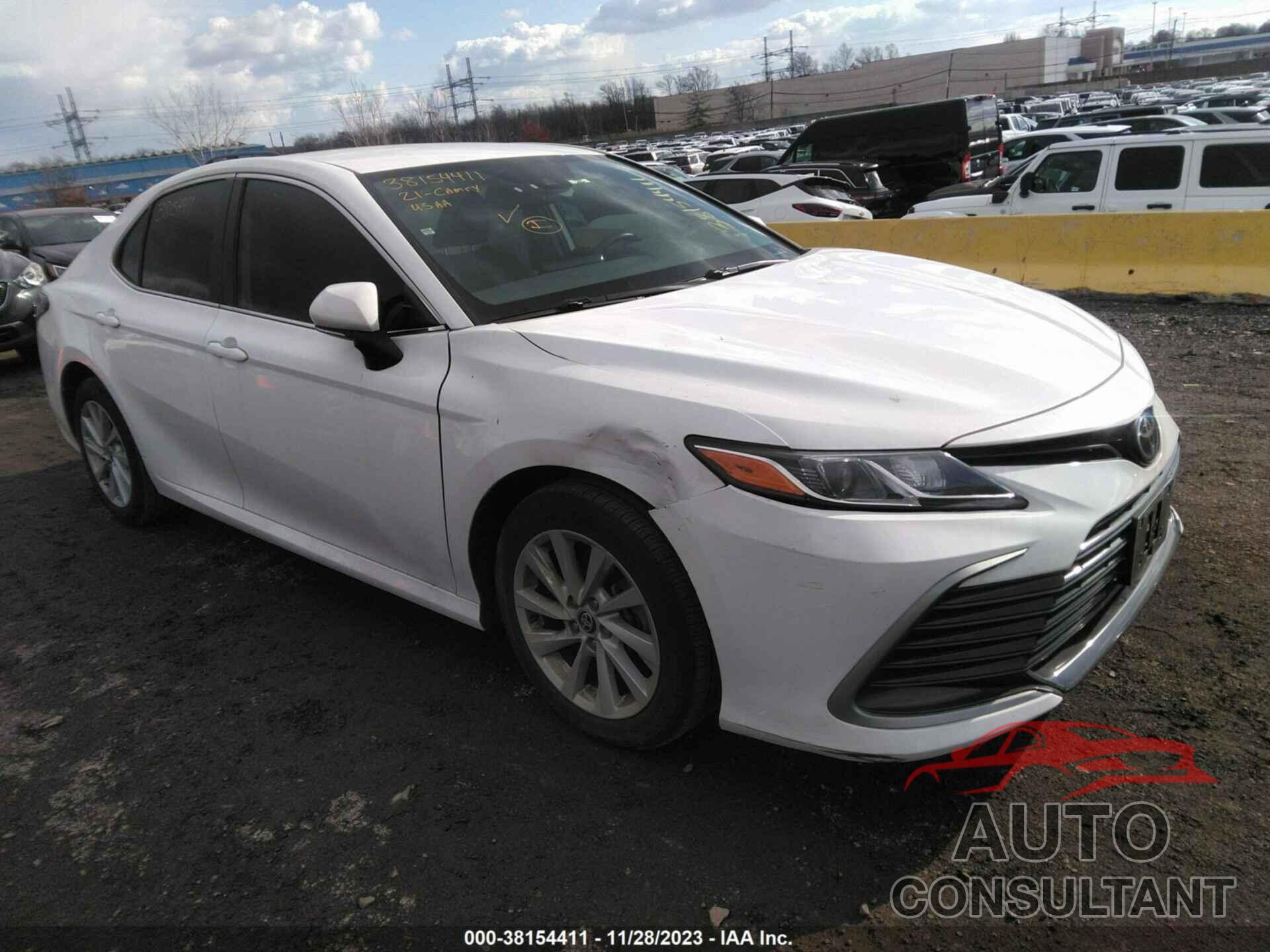 TOYOTA CAMRY 2021 - 4T1R11BK3MU024716