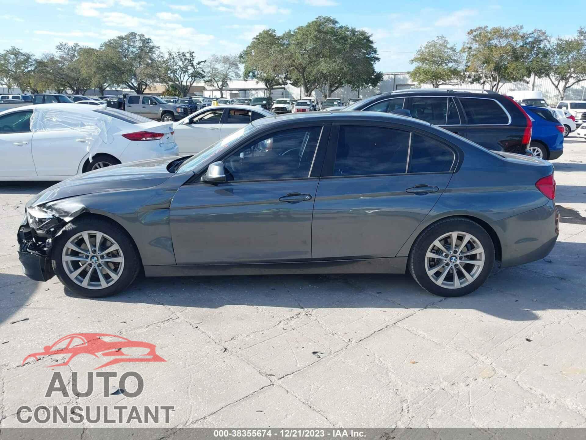 BMW 320I 2017 - WBA8A9C56HK620151