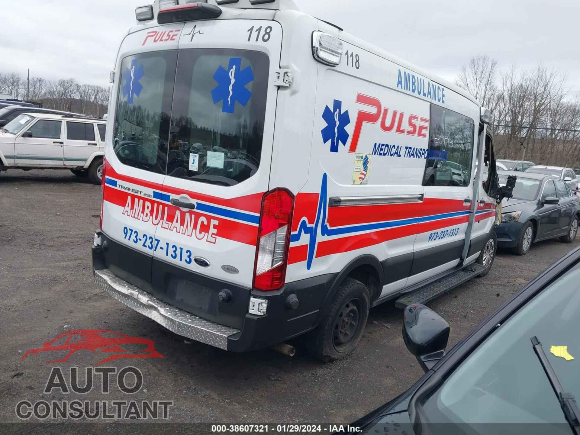 FORD TRANSIT 2019 - 1FDYR2CM4KKA63091