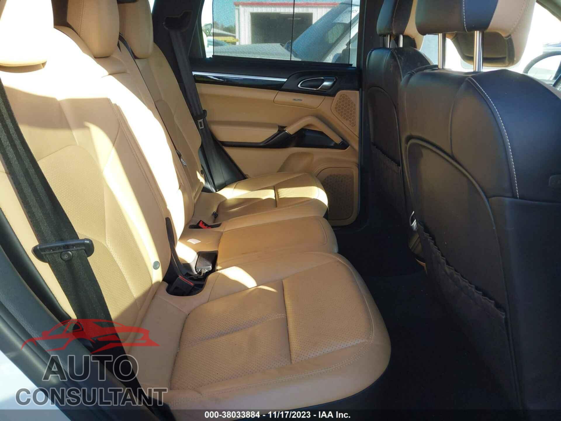 PORSCHE CAYENNE 2014 - WP1AA2A2XELA90209