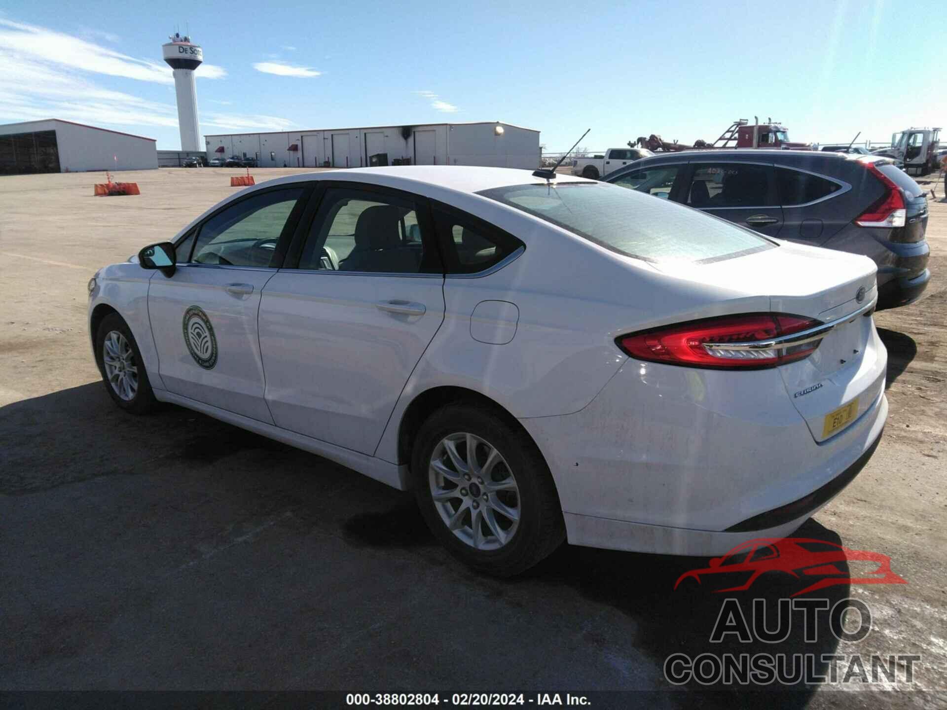 FORD FUSION 2018 - 3FA6P0G79JR261417