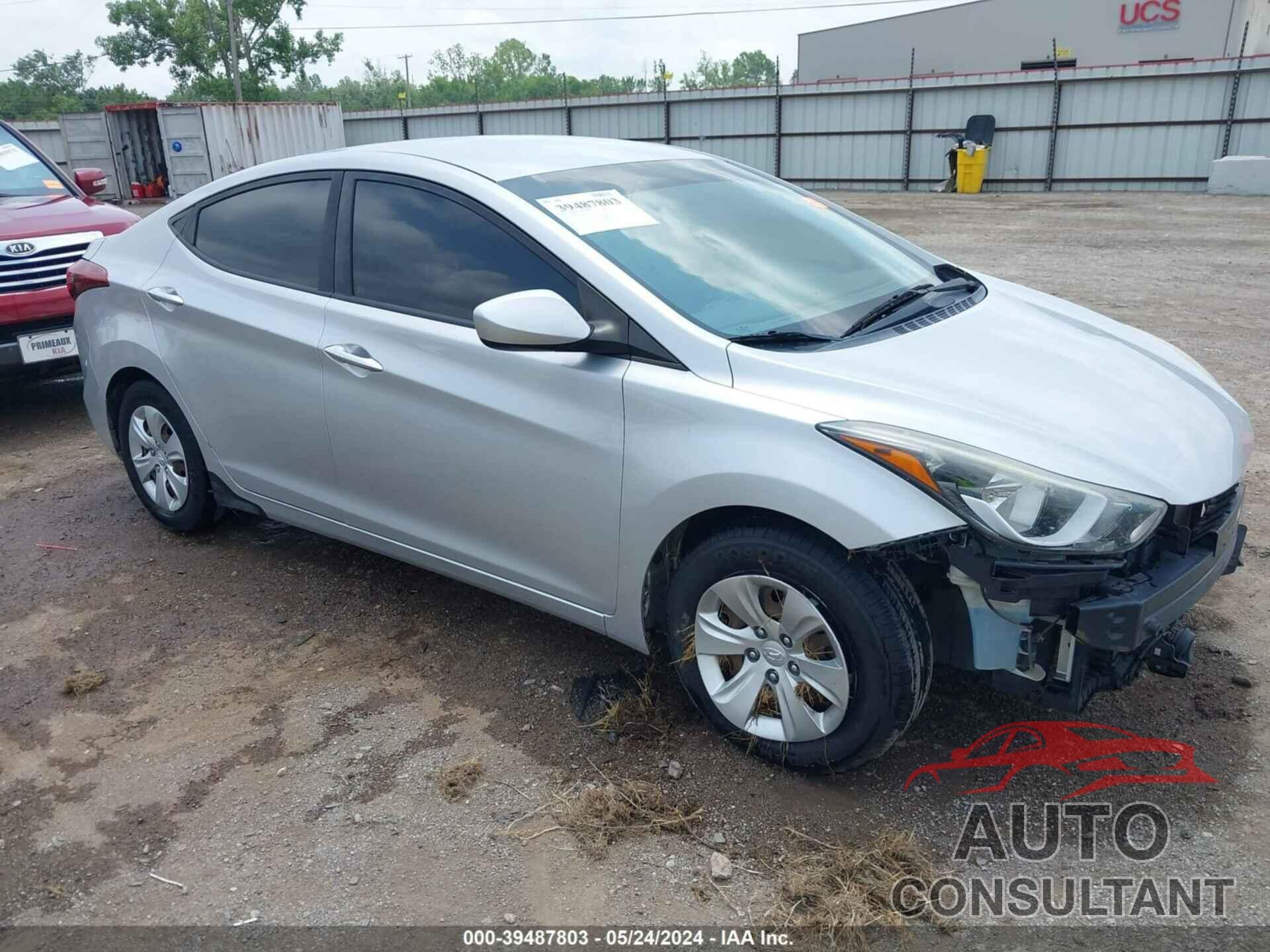 HYUNDAI ELANTRA 2016 - KMHDH4AE1GU581972