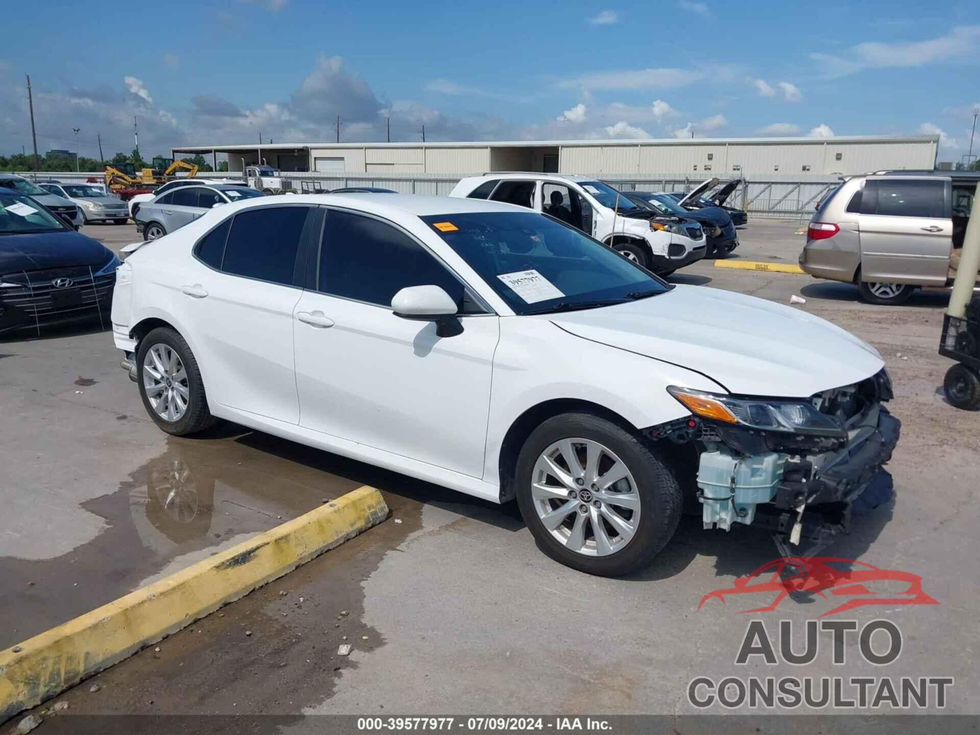 TOYOTA CAMRY 2020 - 4T1C11AK4LU991471