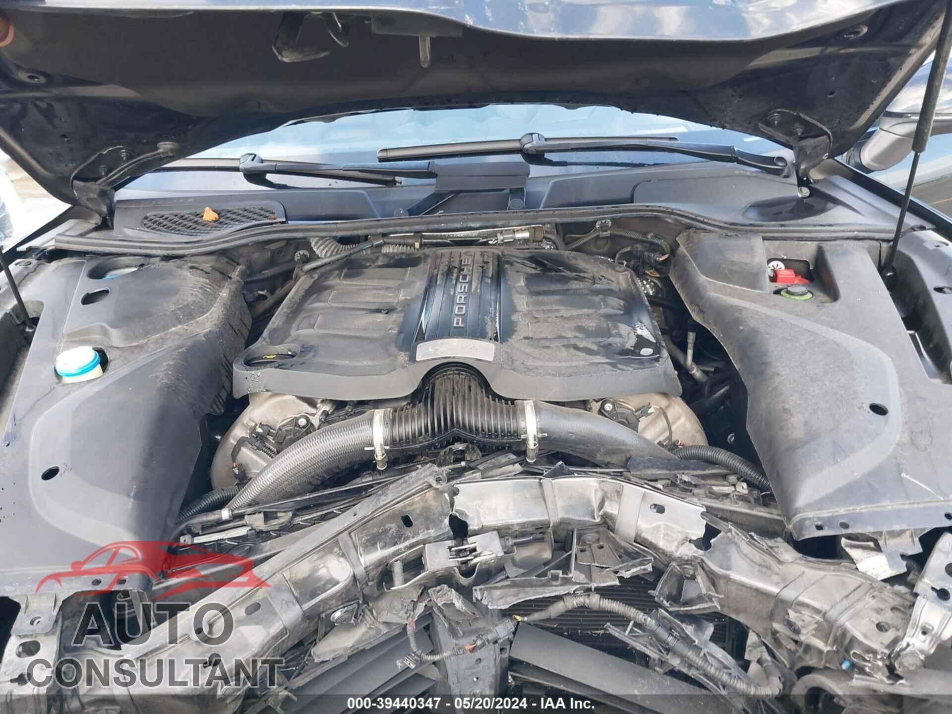 PORSCHE CAYENNE 2016 - WP1AD2A26GLA79086