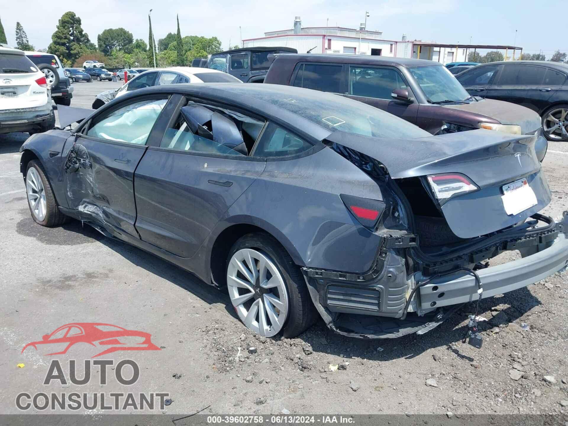 TESLA MODEL 3 2023 - 5YJ3E1EA7PF384201