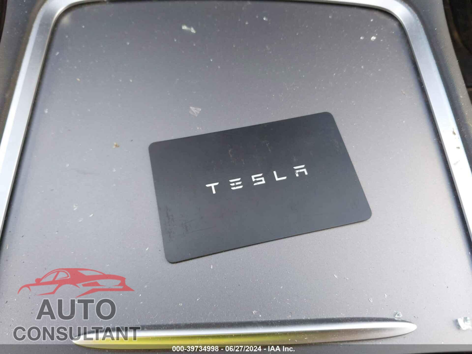TESLA MODEL 3 2021 - 5YJ3E1EB3MF849402