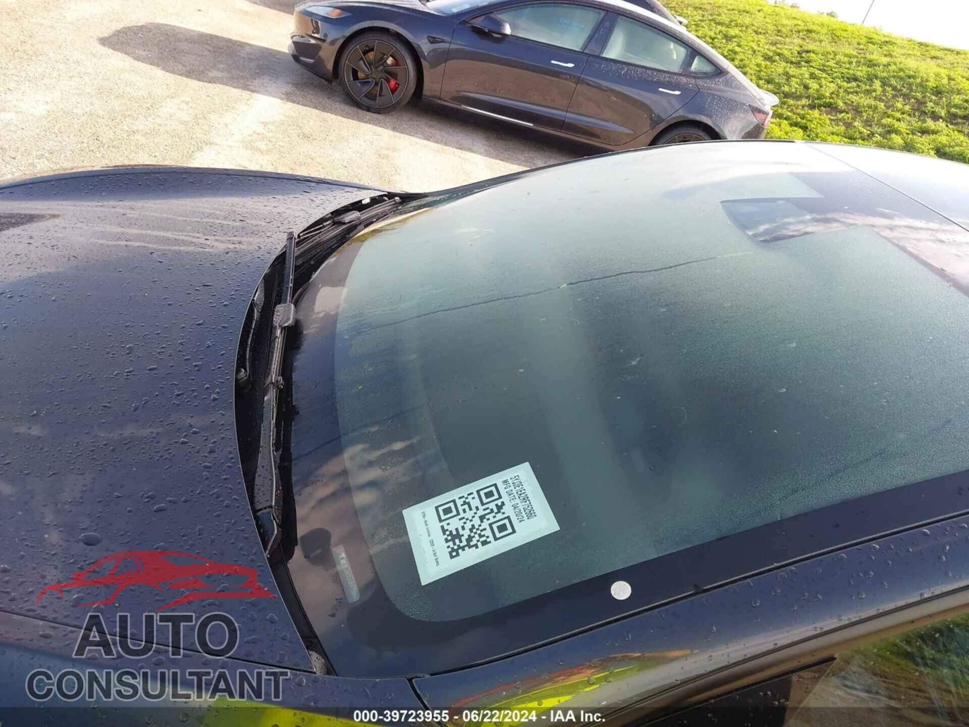 TESLA MODEL 3 2024 - 5YJ3E1EA2RF752660