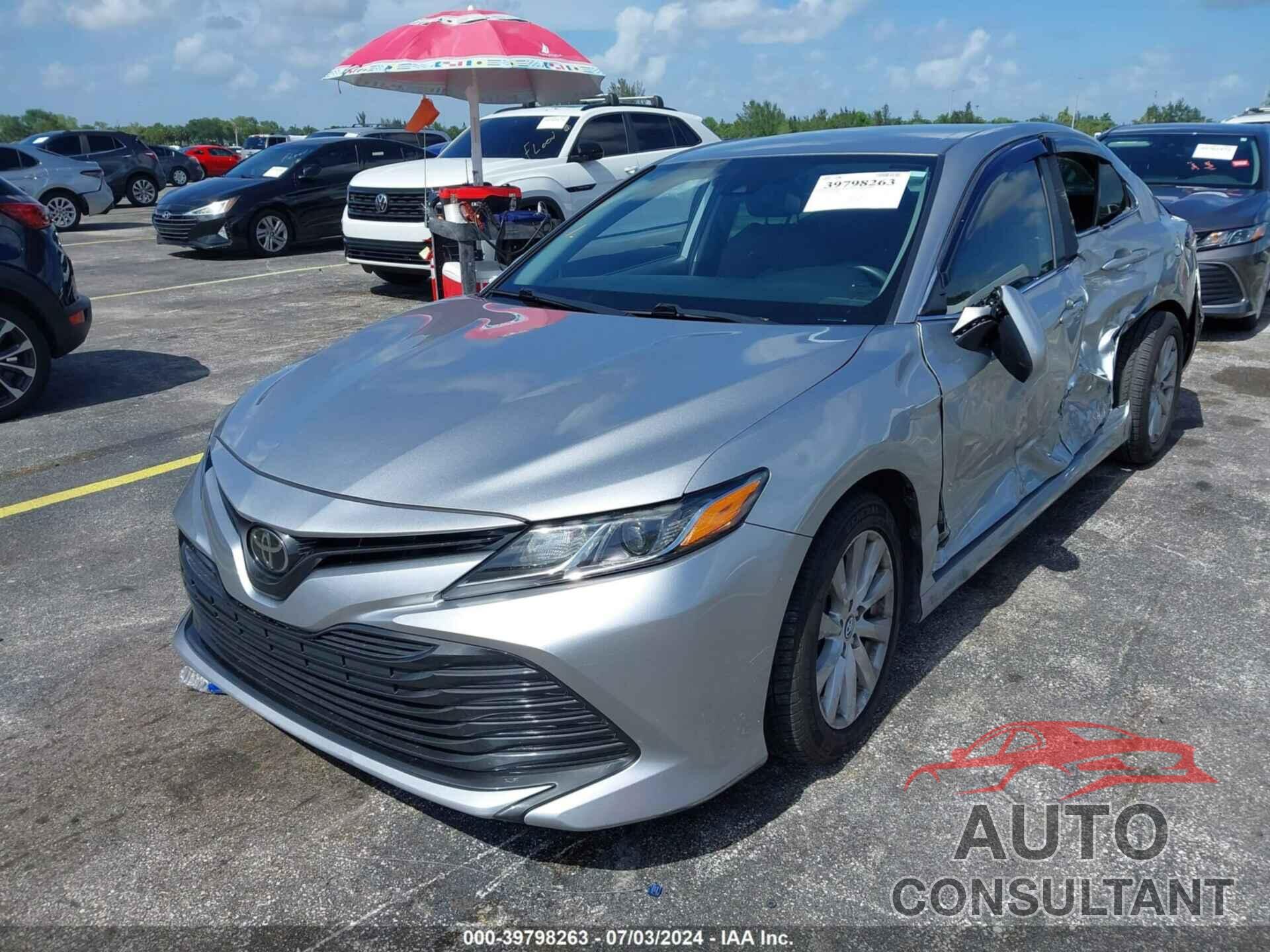 TOYOTA CAMRY 2019 - 4T1B11HK4KU752681