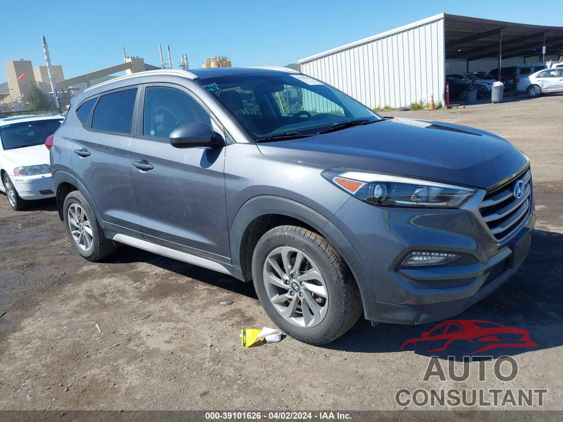 HYUNDAI TUCSON 2018 - KM8J33A41JU689812