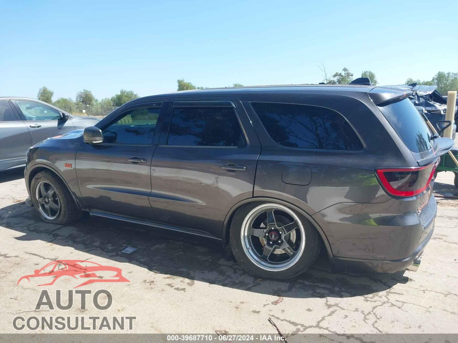 DODGE DURANGO 2018 - 1C4SDJCTXJC400902