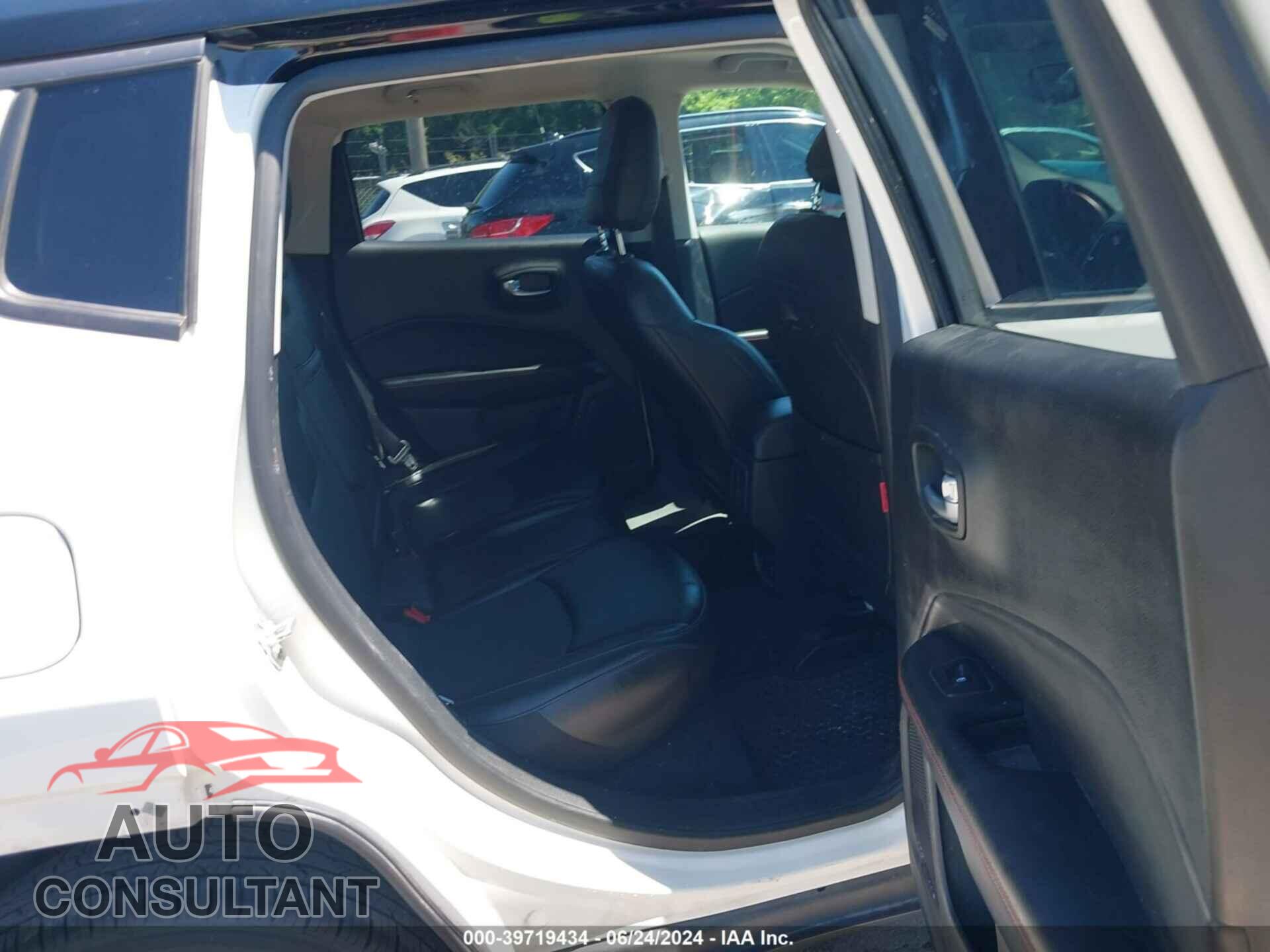 JEEP COMPASS 2019 - 3C4NJDDB5KT811238