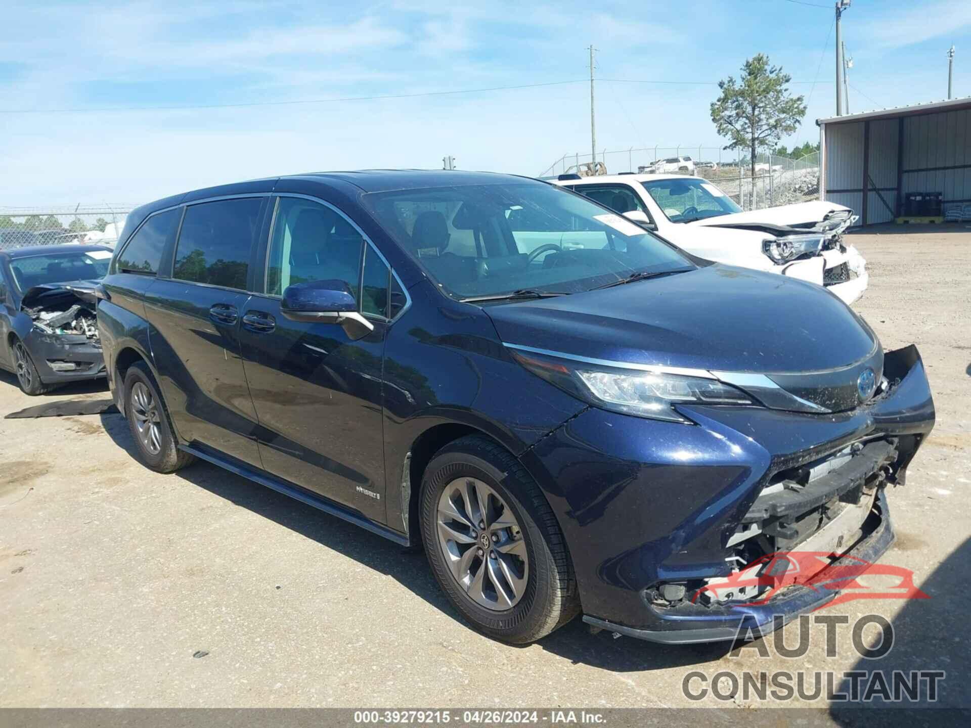 TOYOTA SIENNA 2021 - 5TDKRKEC4MS008294