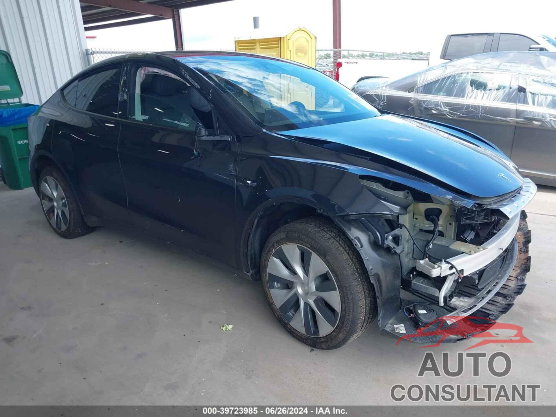 TESLA MODEL Y 2024 - 7SAYGDED5RF034308