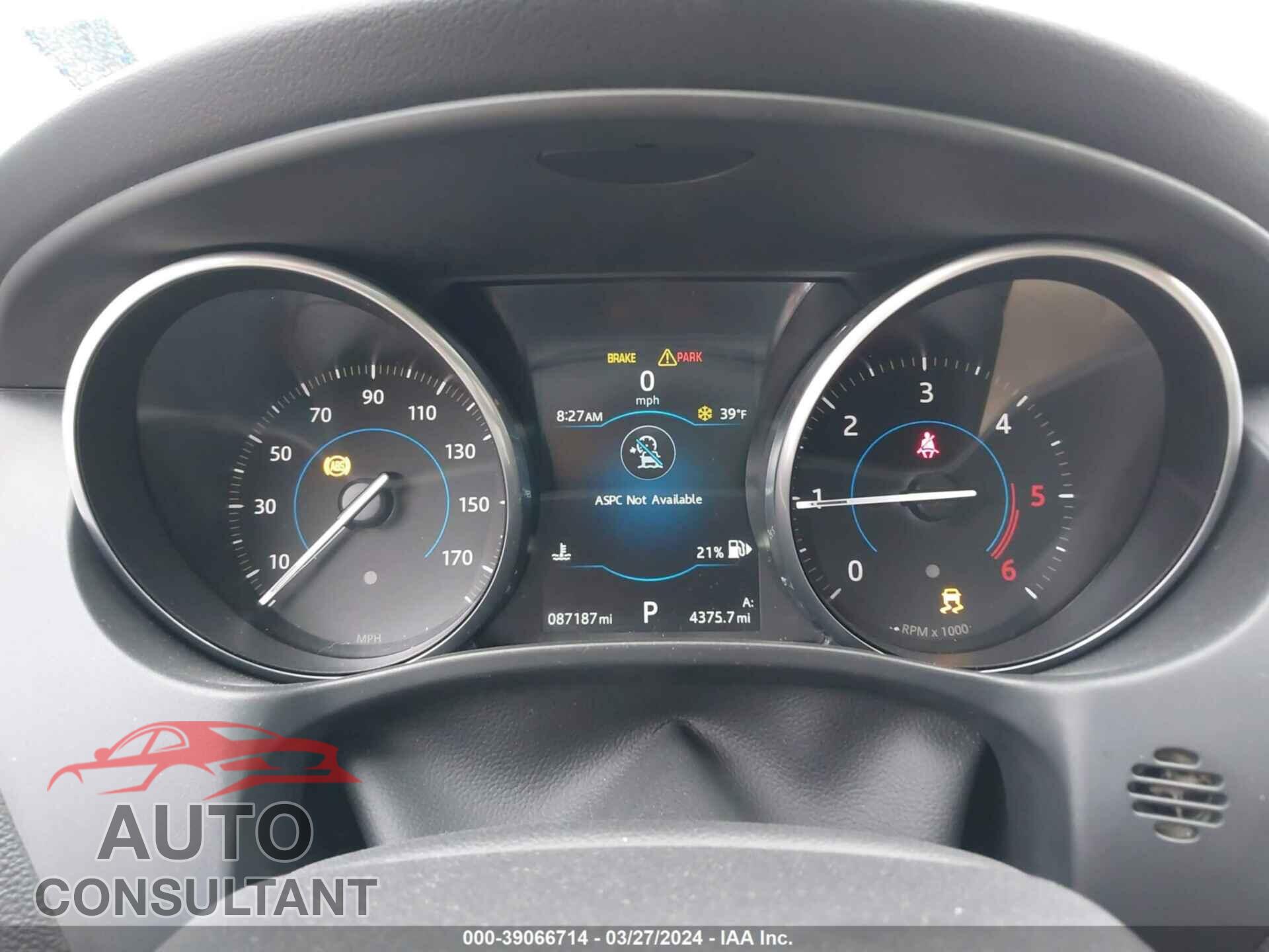 JAGUAR XE 2017 - SAJAS4BN2HA977906