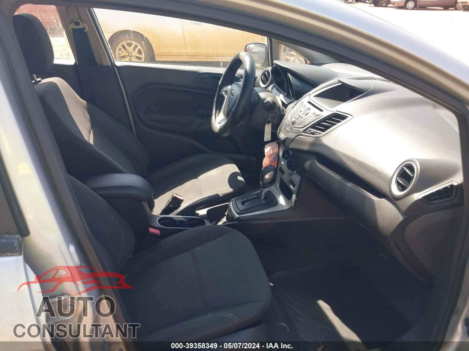 FORD FIESTA 2017 - 3FADP4EJ6HM104755