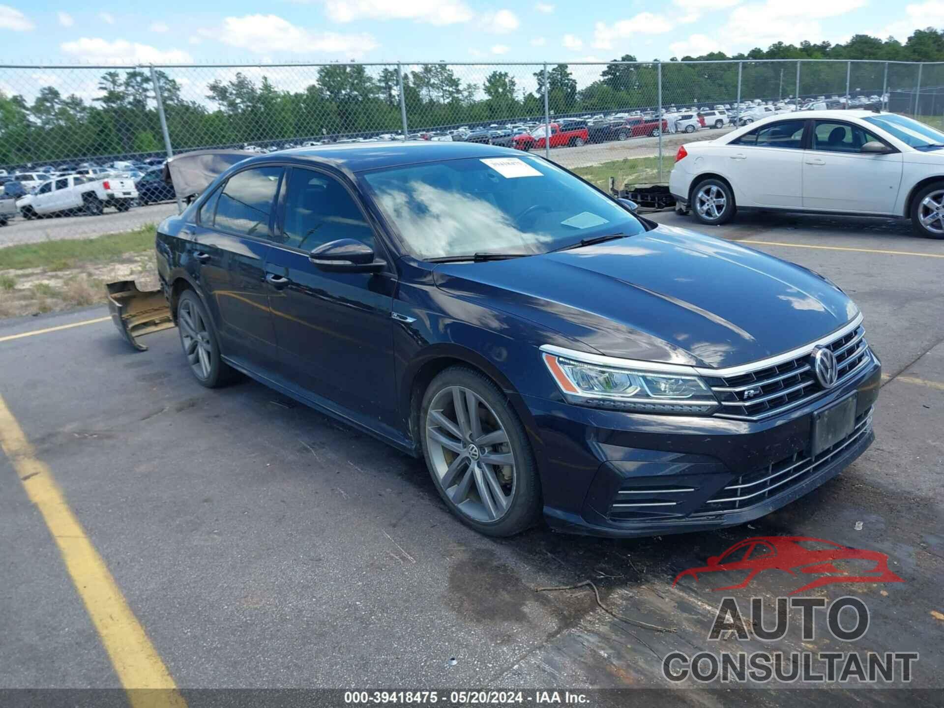 VOLKSWAGEN PASSAT 2018 - 1VWAA7A3XJC046306