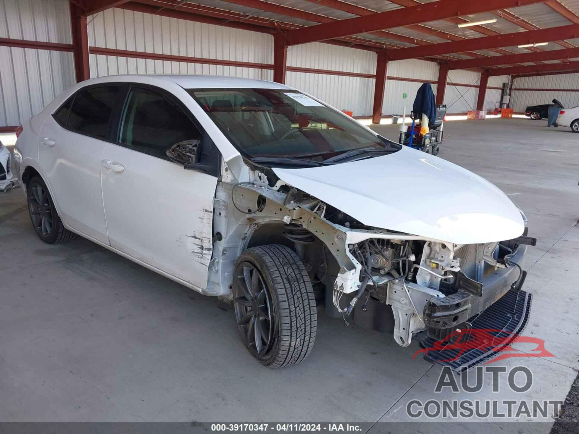 TOYOTA COROLLA 2018 - 2T1BURHE7JC111301