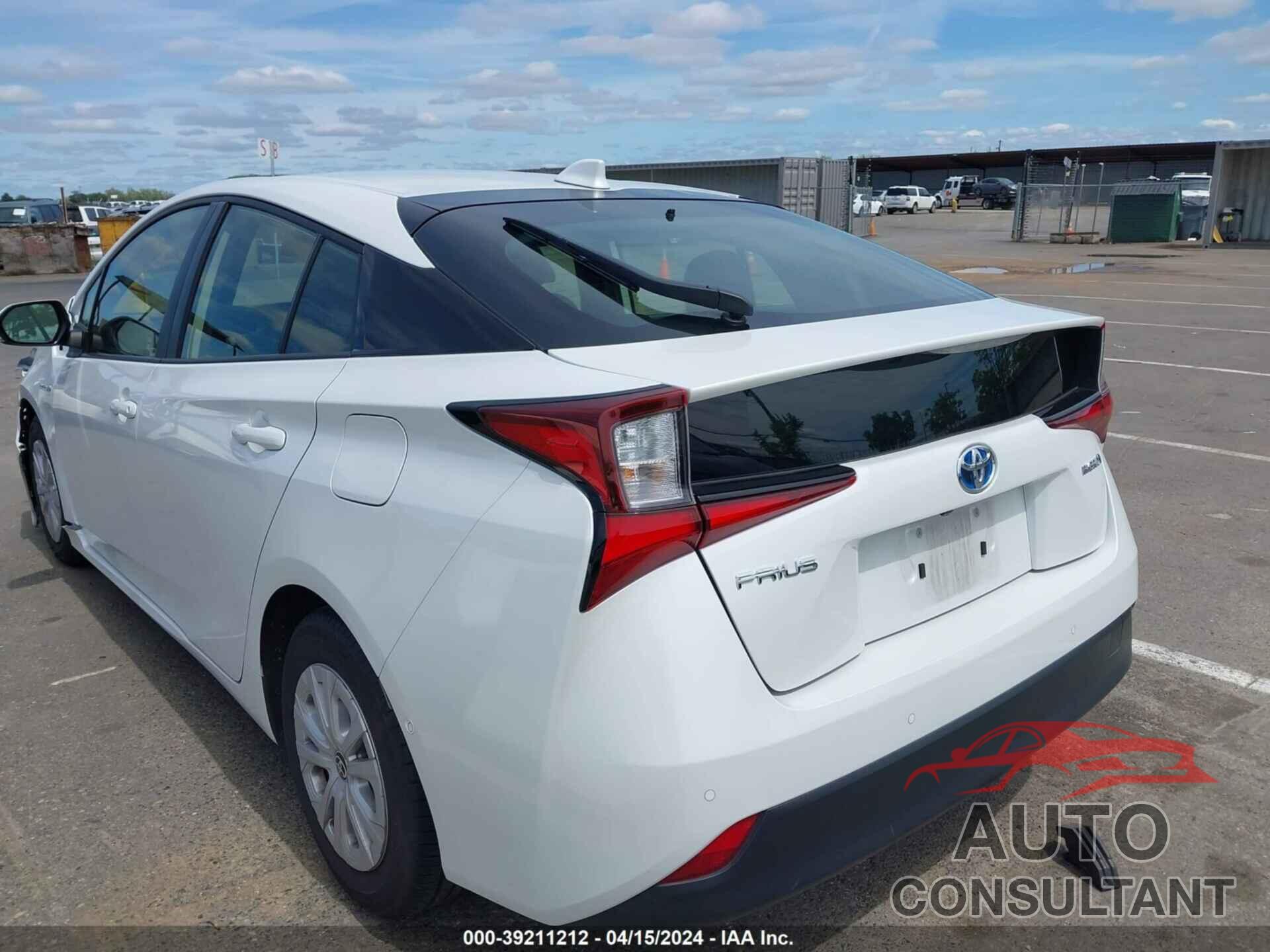 TOYOTA PRIUS 2021 - JTDKAMFUXM3147650