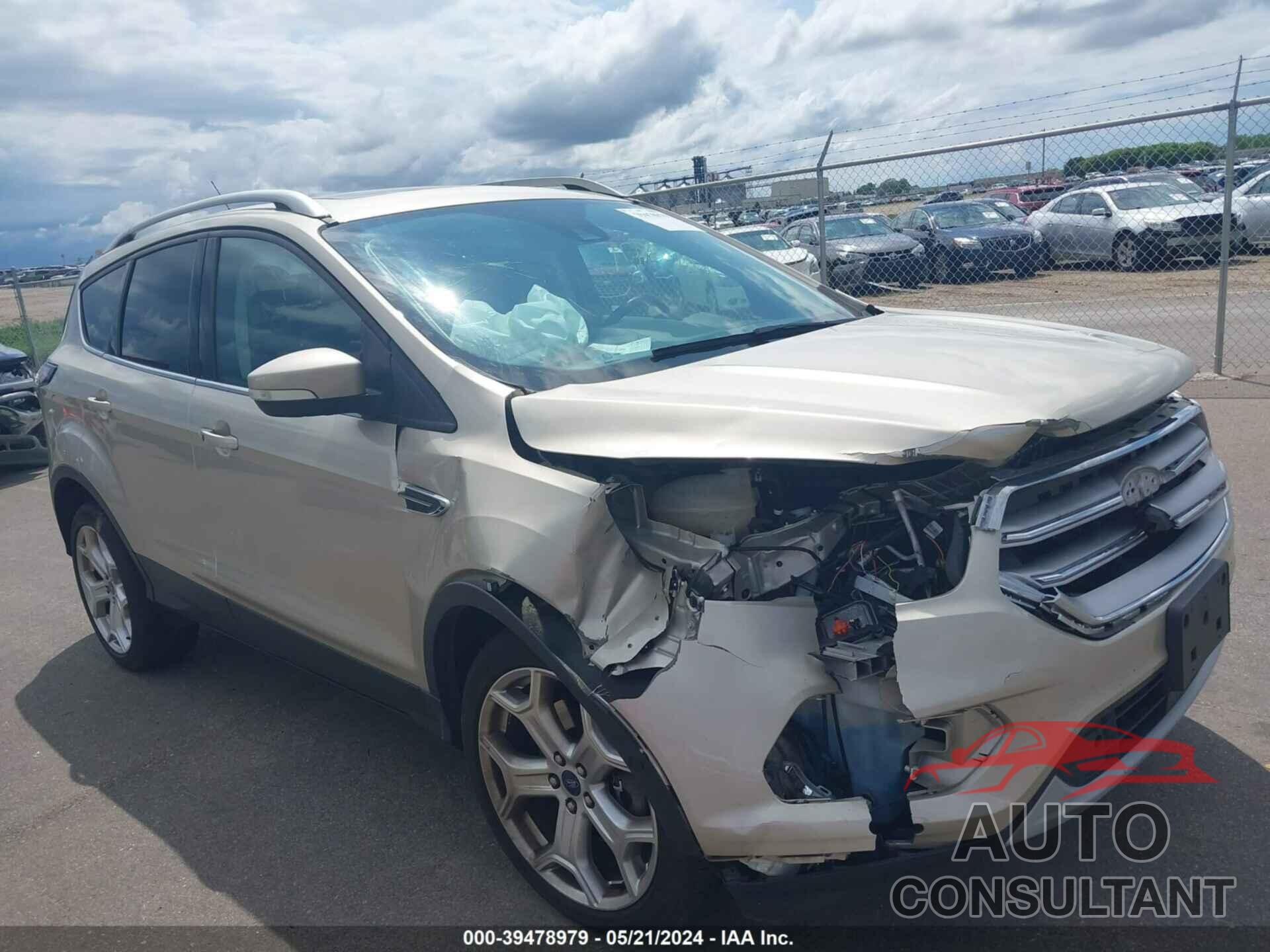 FORD ESCAPE 2018 - 1FMCU9J99JUB93919