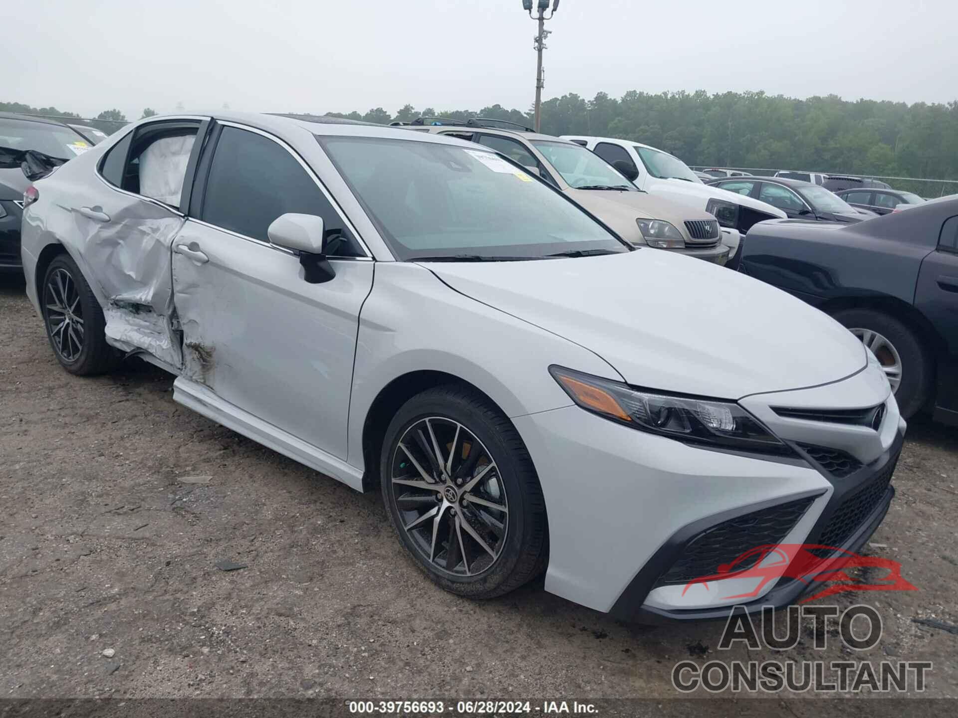 TOYOTA CAMRY 2024 - 4T1G11AK4RU259755