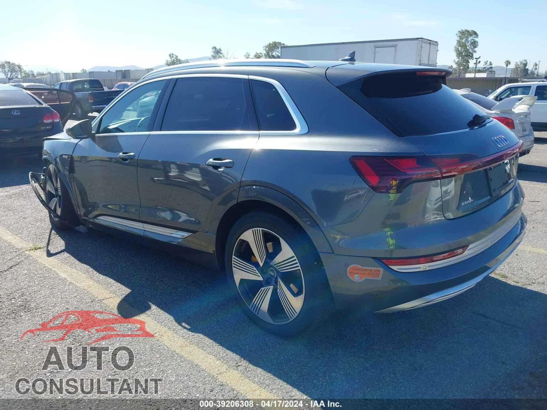 AUDI E-TRON 2019 - WA1VAAGE0KB007624