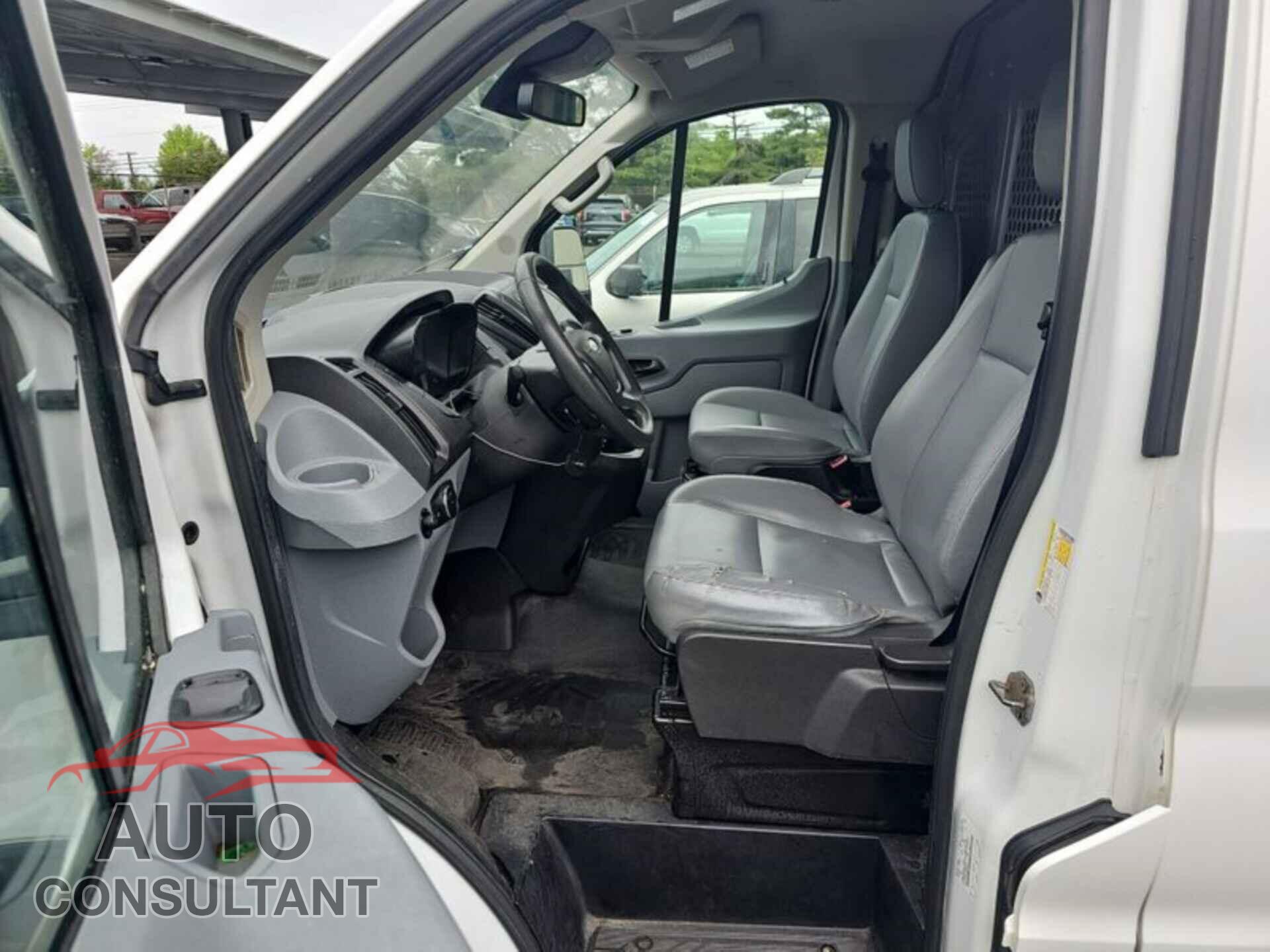 FORD TRANSIT 2016 - 1FTYR2YM7GKB09419