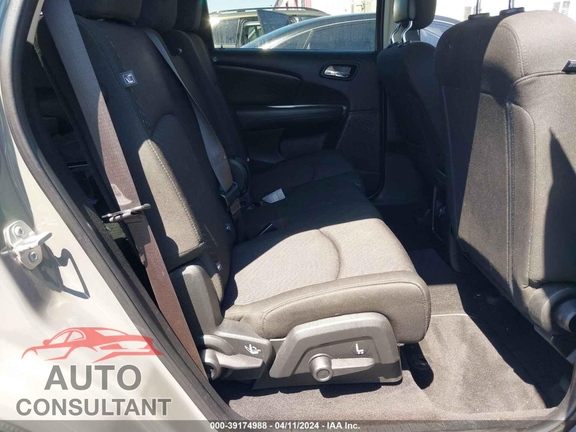 DODGE JOURNEY 2019 - 3C4PDCAB2KT856555