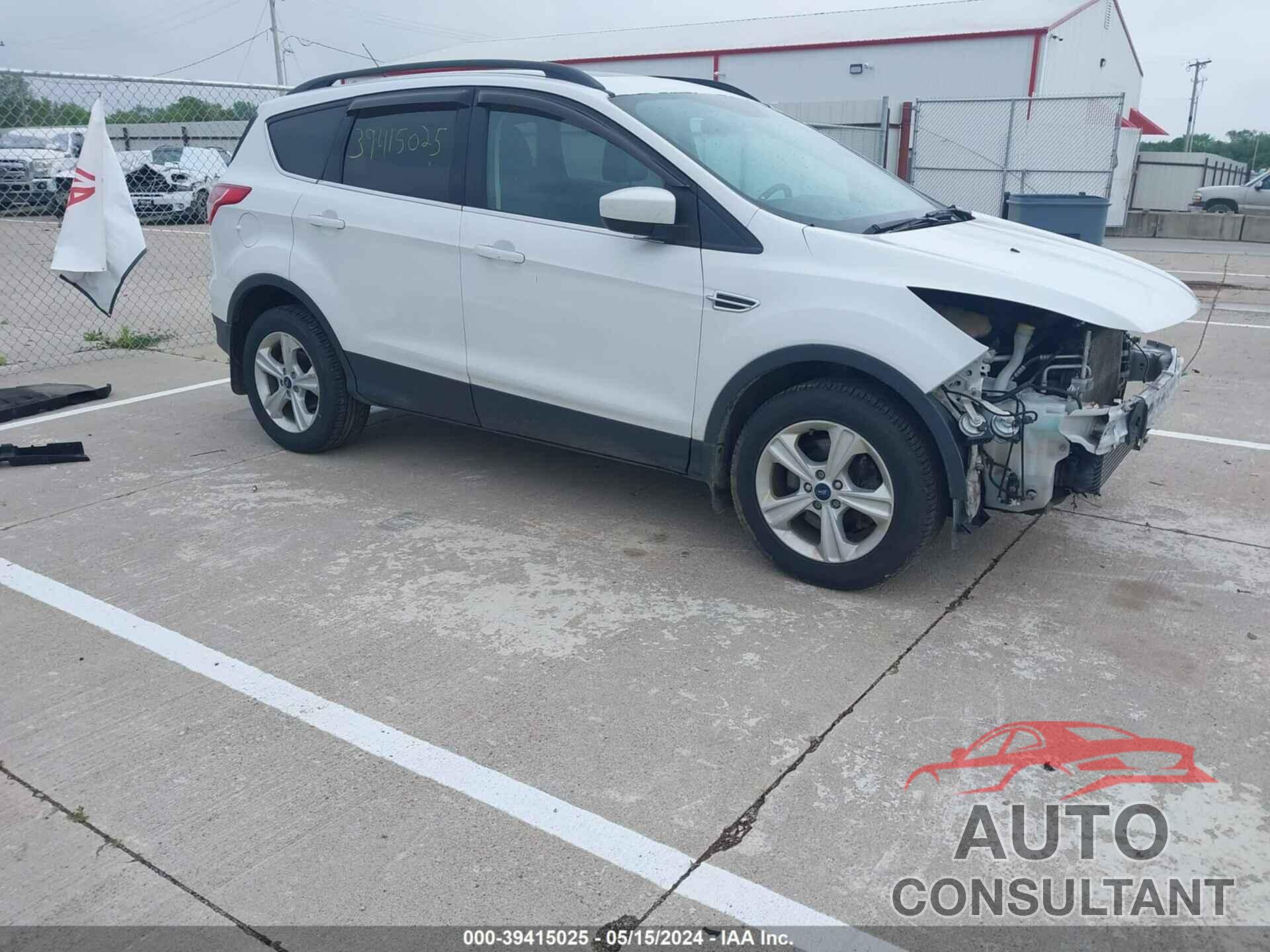 FORD ESCAPE 2016 - 1FMCU9G92GUC71201