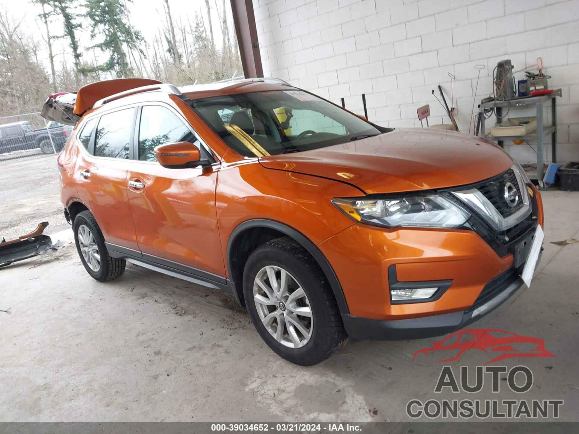 NISSAN ROGUE 2017 - 5N1AT2MV9HC741038