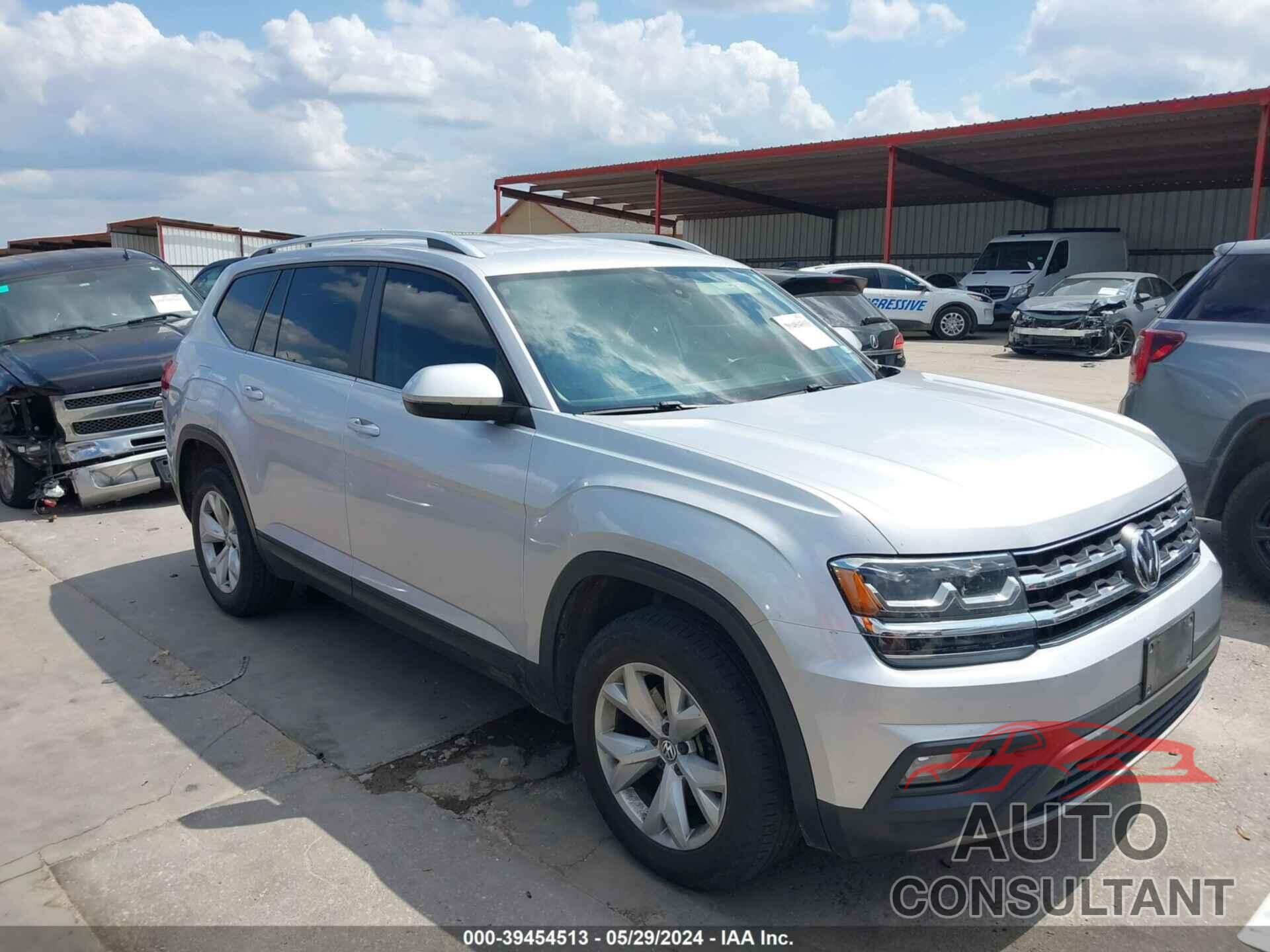 VOLKSWAGEN ATLAS 2018 - 1V2CR2CA2JC505684