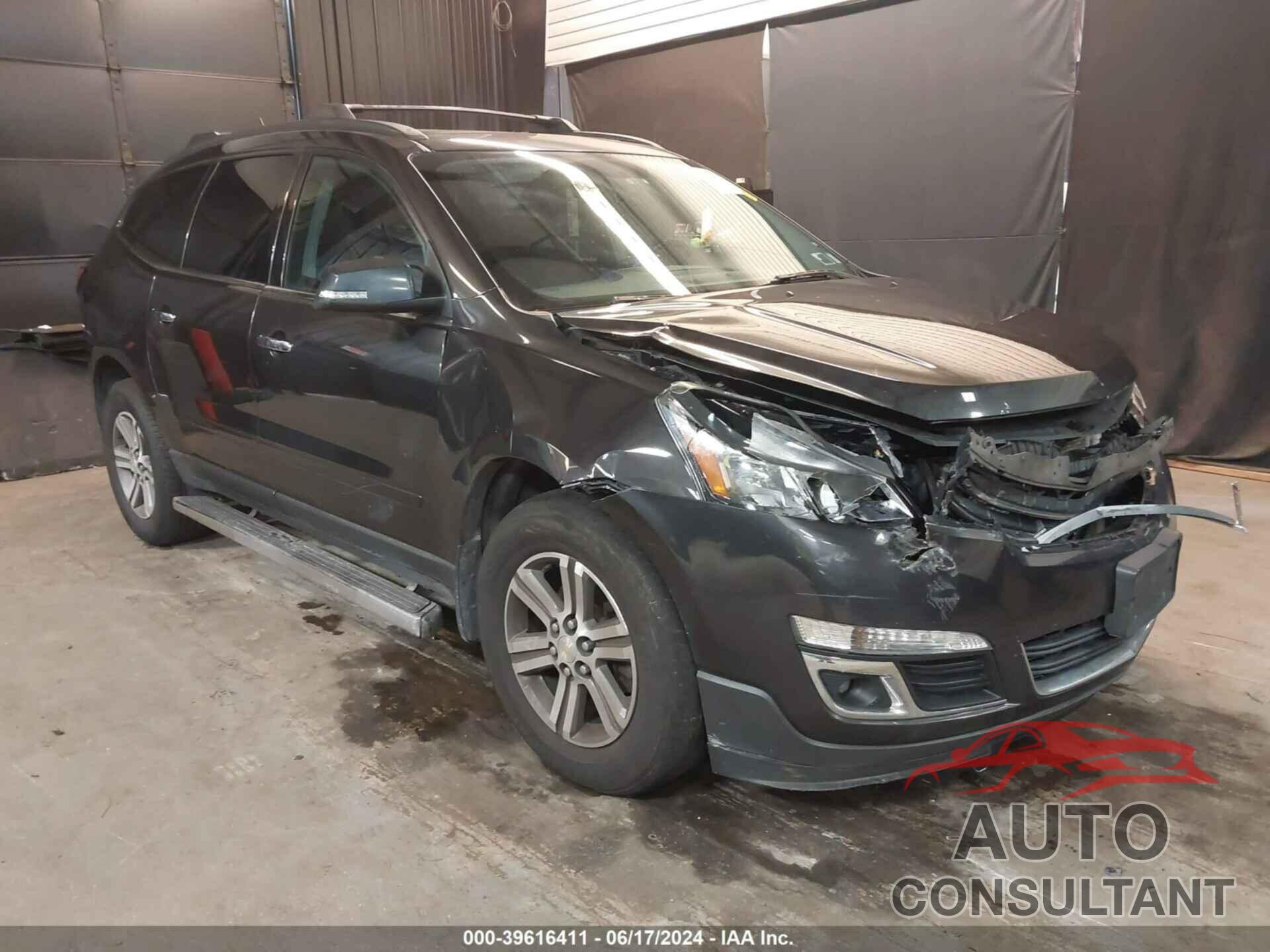 CHEVROLET TRAVERSE 2017 - 1GNKVHKD4HJ155415