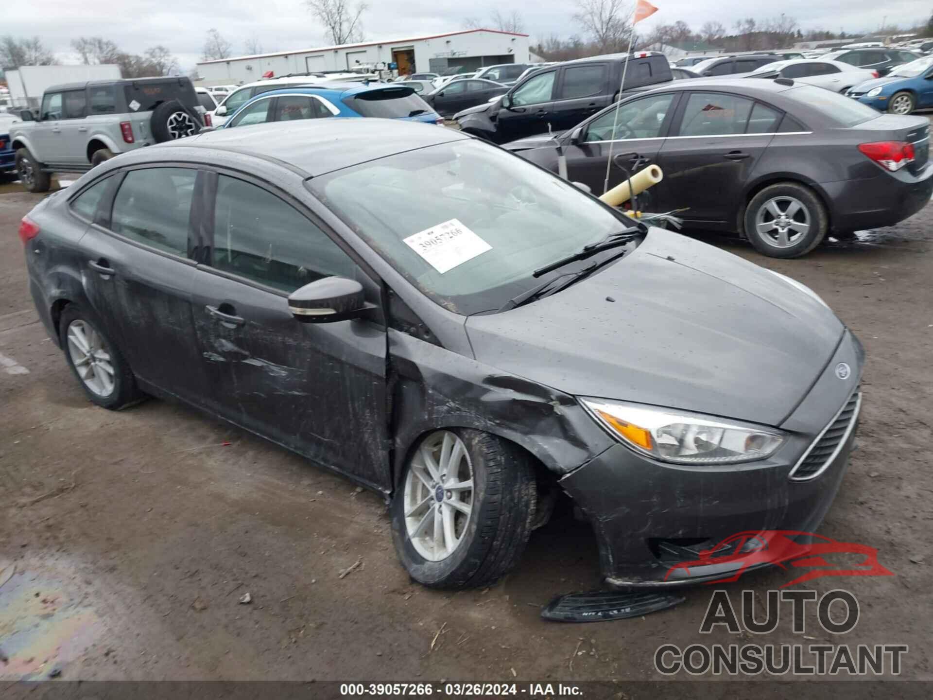 FORD FOCUS 2017 - 1FADP3F22HL235300