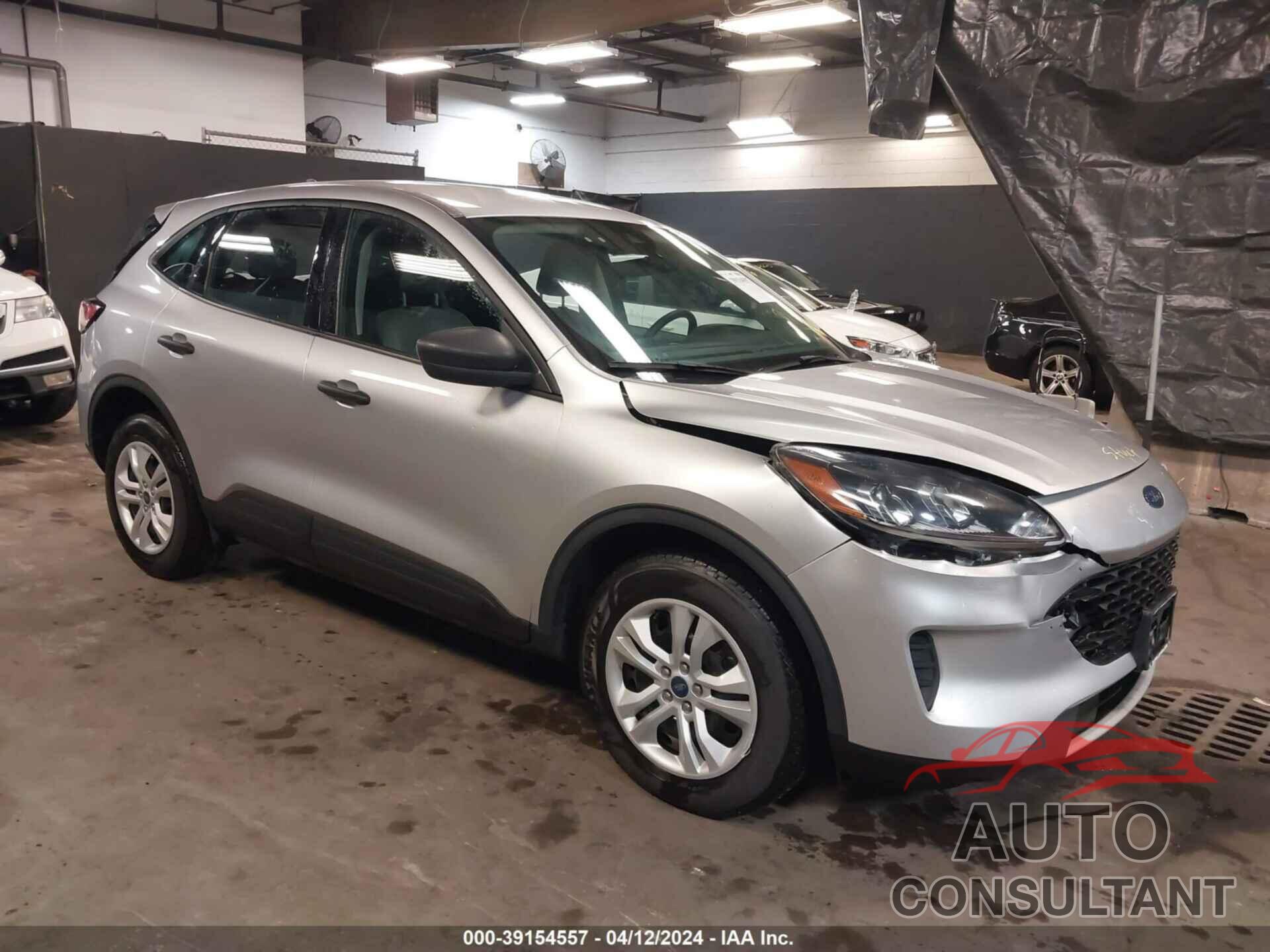 FORD ESCAPE 2020 - 1FMCU9F61LUC72101
