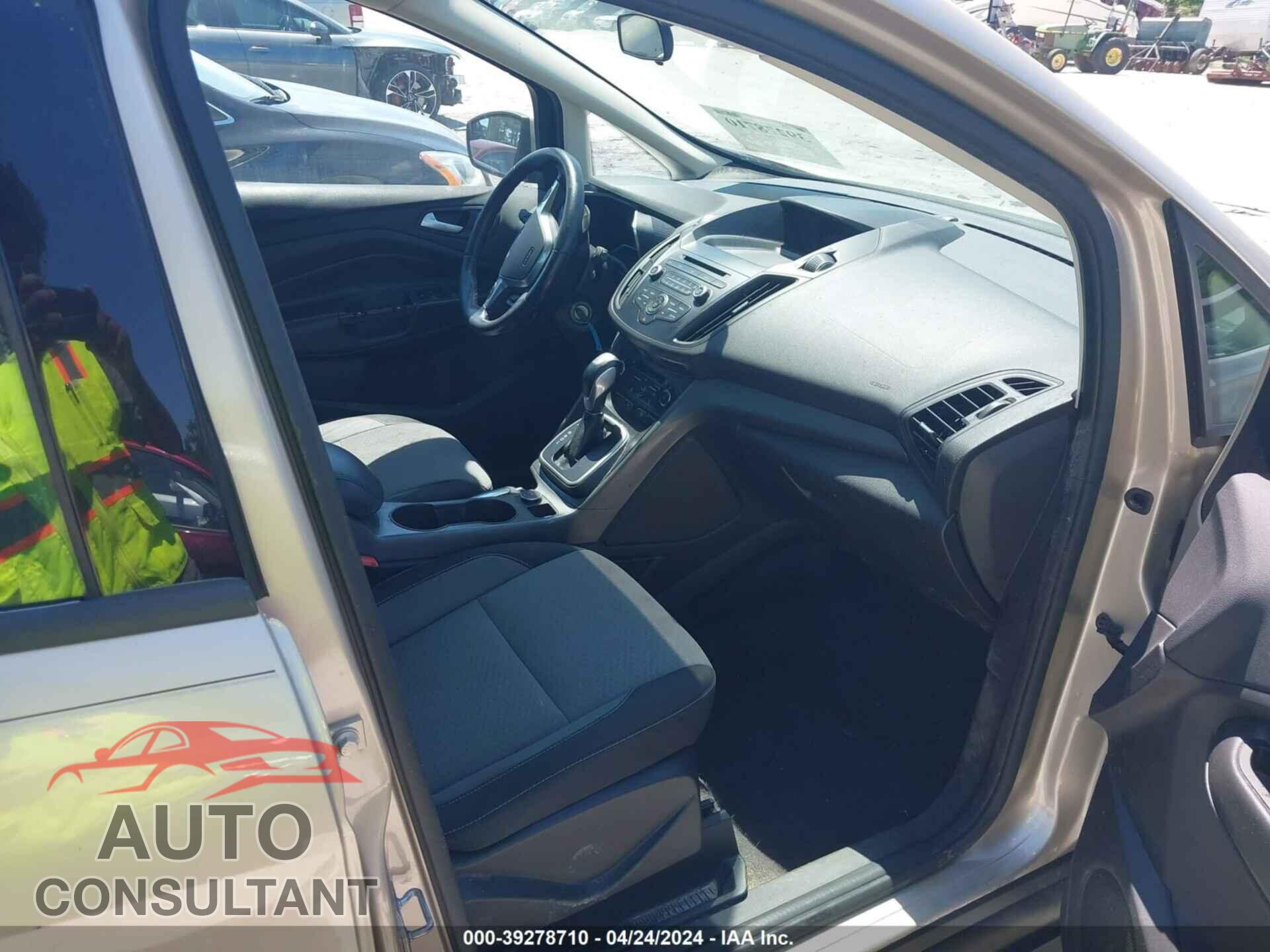 FORD C-MAX 2017 - 1FADP5EU2HL102003