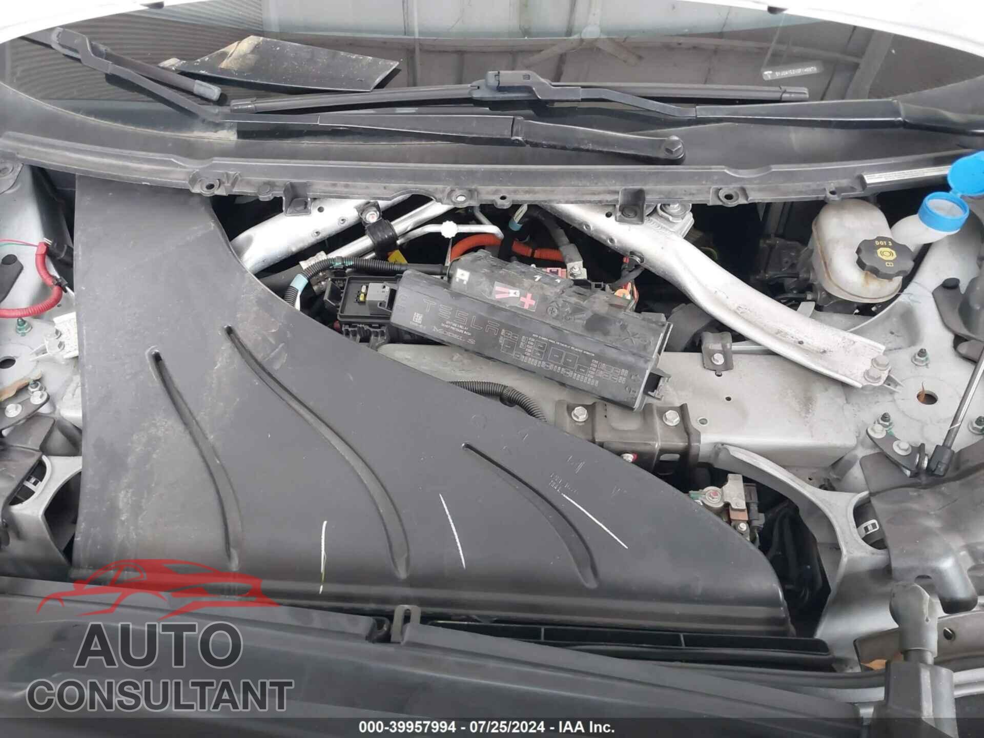 TESLA MODEL S 2016 - 5YJSA1E2XGF148979