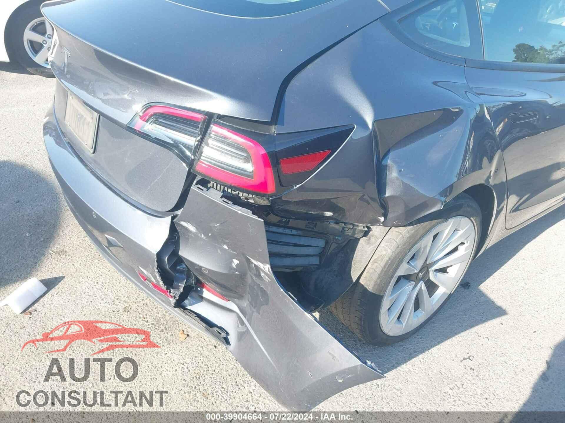 TESLA MODEL 3 2021 - 5YJ3E1EA5MF066010
